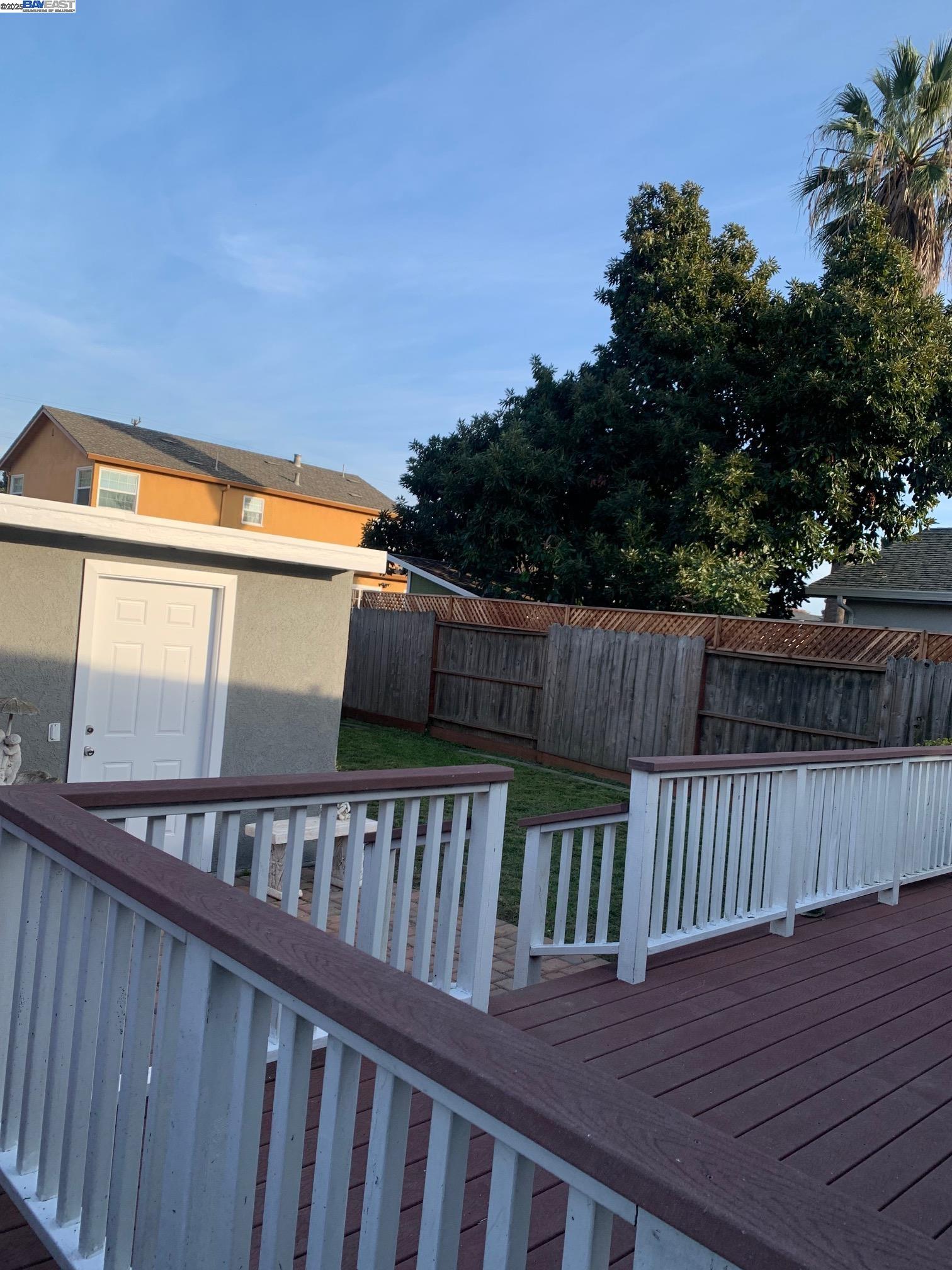 Detail Gallery Image 22 of 25 For 808 Martin Blvd, San Leandro,  CA 94577 - 2 Beds | 1 Baths