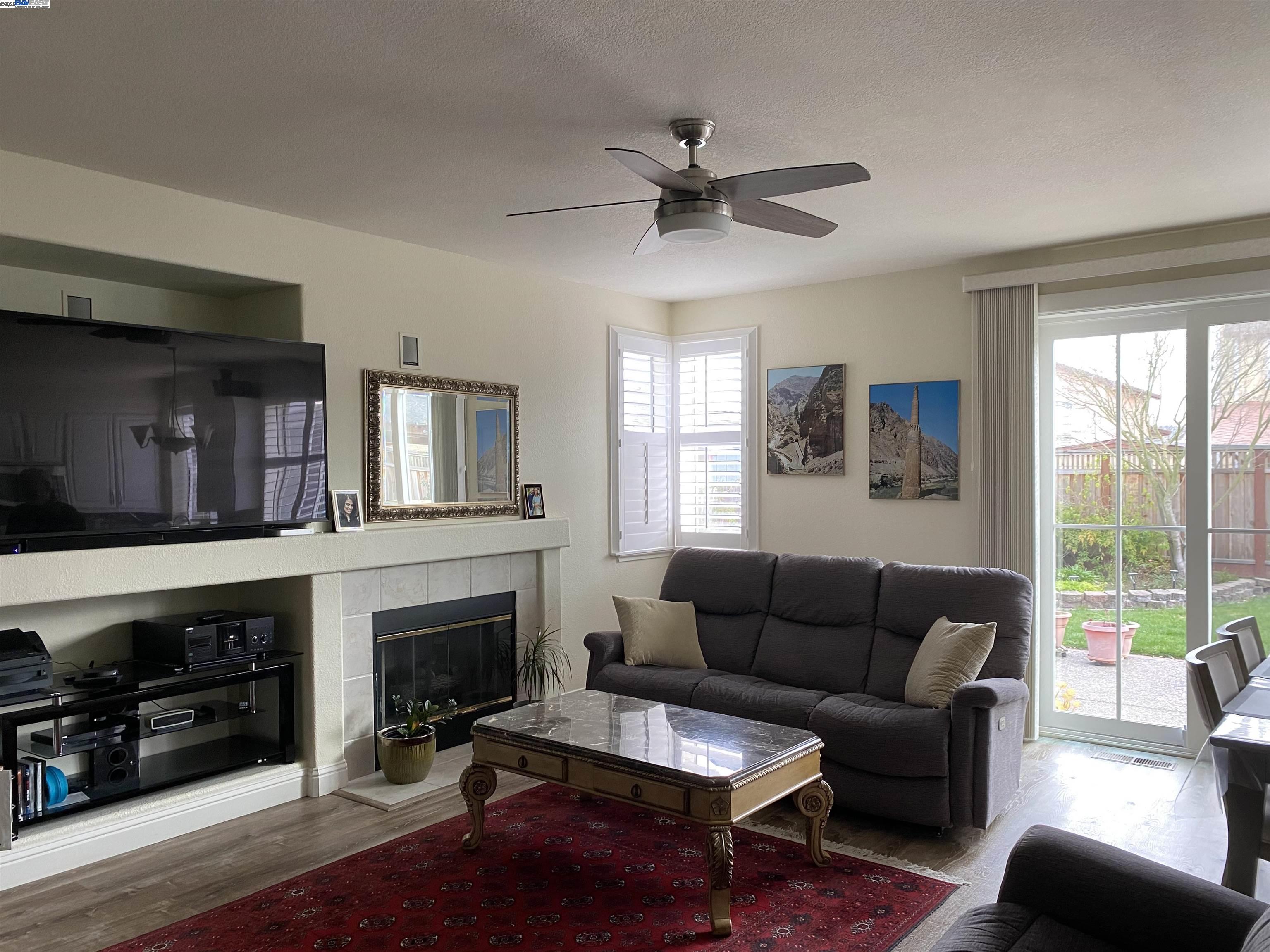 Detail Gallery Image 14 of 42 For 2632 Wild Bill Way, Santa Rosa,  CA 95407 - 4 Beds | 3 Baths