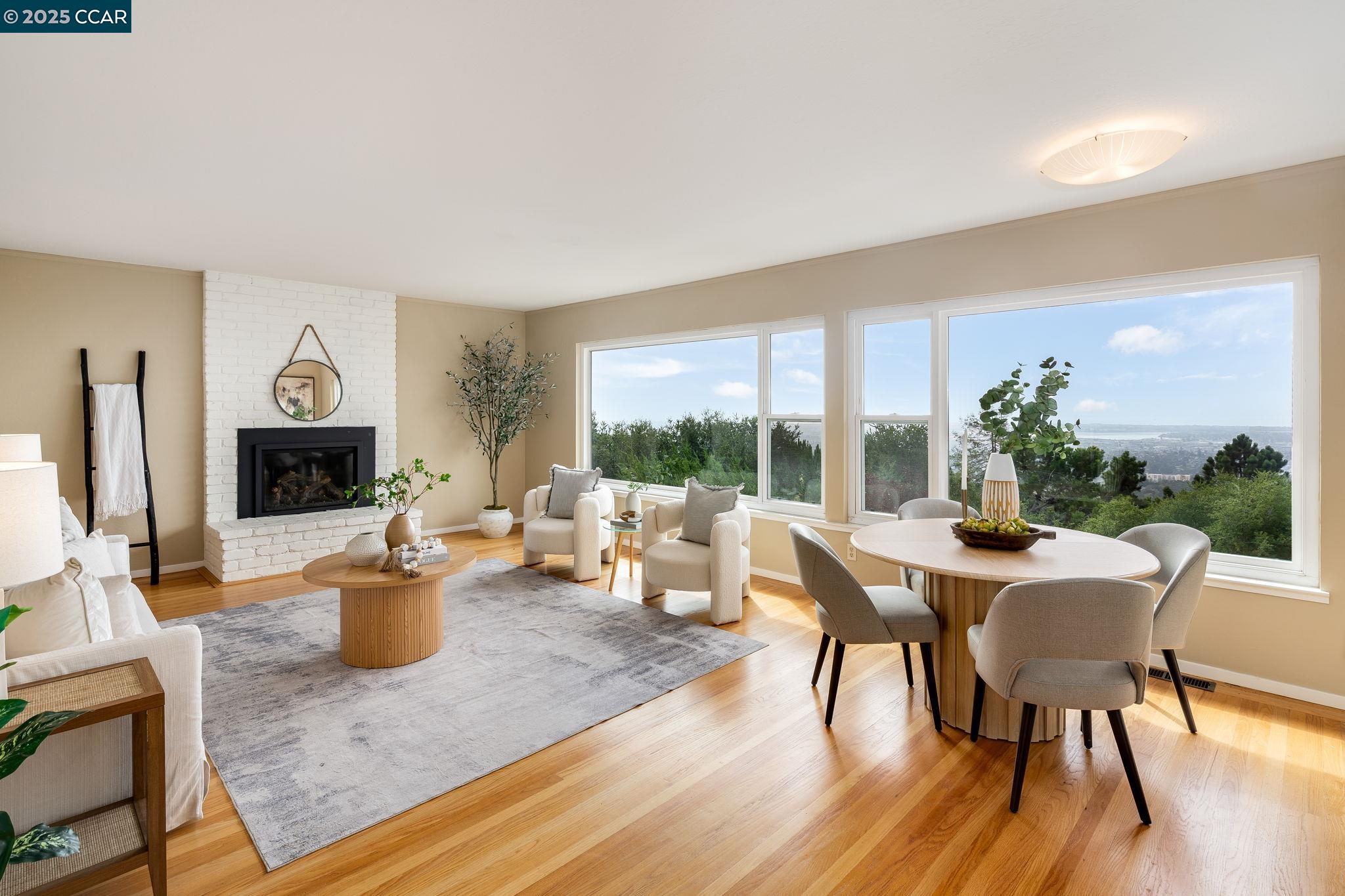 Detail Gallery Image 6 of 60 For 353 Crestmont Dr, Oakland,  CA 94619 - 4 Beds | 3 Baths