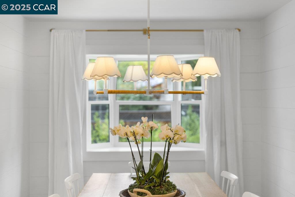 Detail Gallery Image 20 of 59 For 128 Arlene Dr, Walnut Creek,  CA 94595 - 4 Beds | 3 Baths