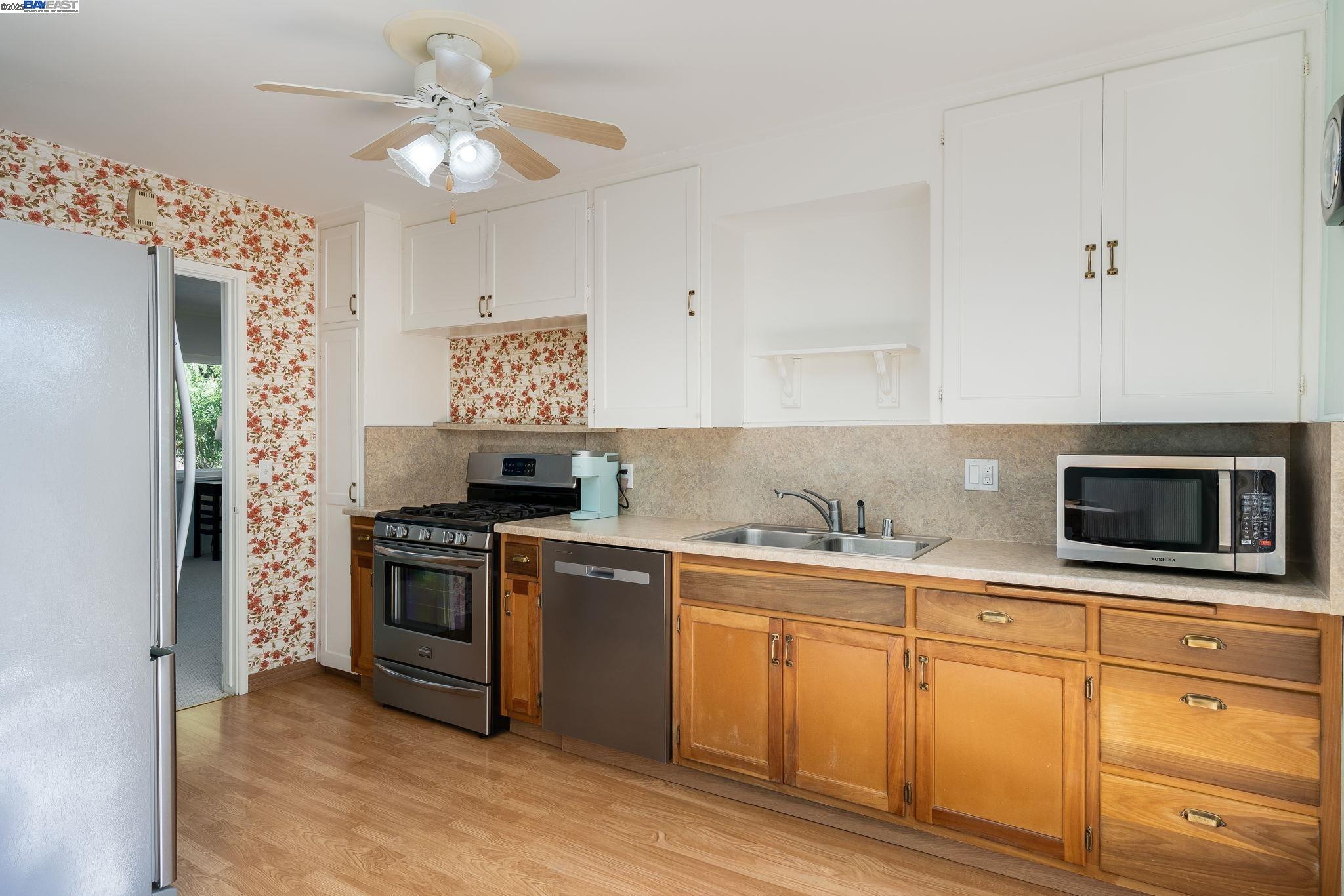 Detail Gallery Image 22 of 44 For 298 Valle Vista Dr, Danville,  CA 94526 - 3 Beds | 1 Baths