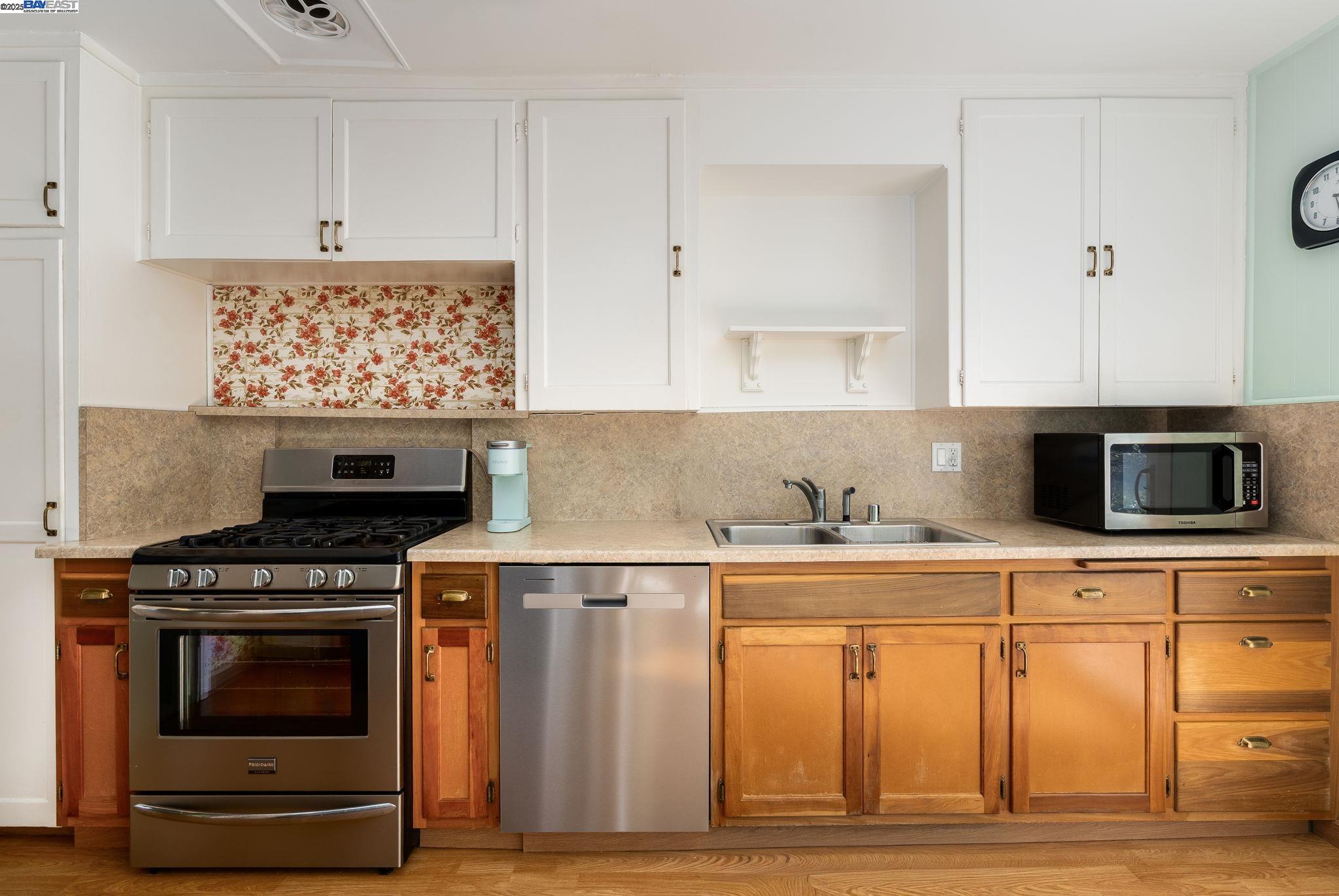 Detail Gallery Image 24 of 44 For 298 Valle Vista Dr, Danville,  CA 94526 - 3 Beds | 1 Baths