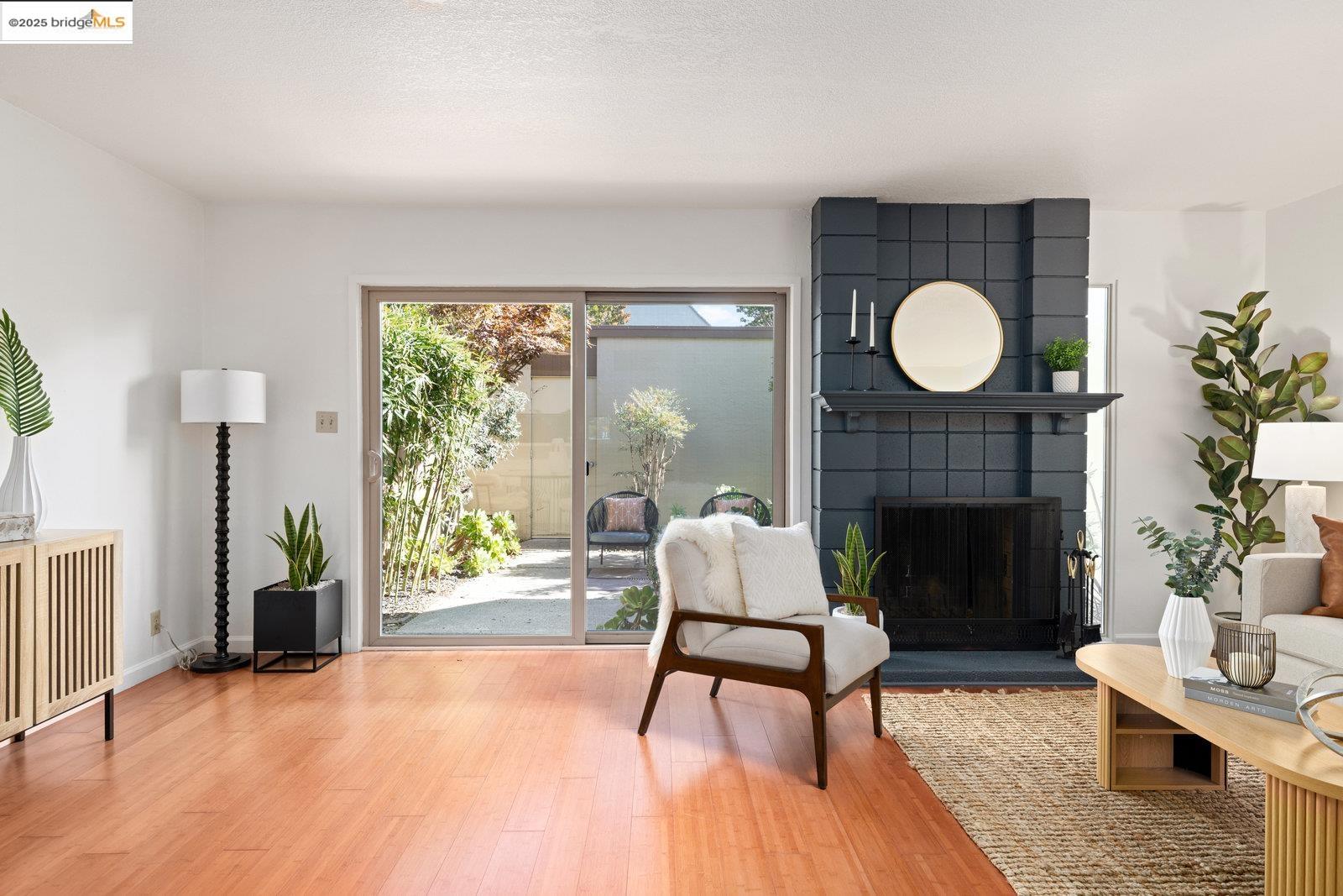 Photo #15: 41115908 Listing: Photo #15