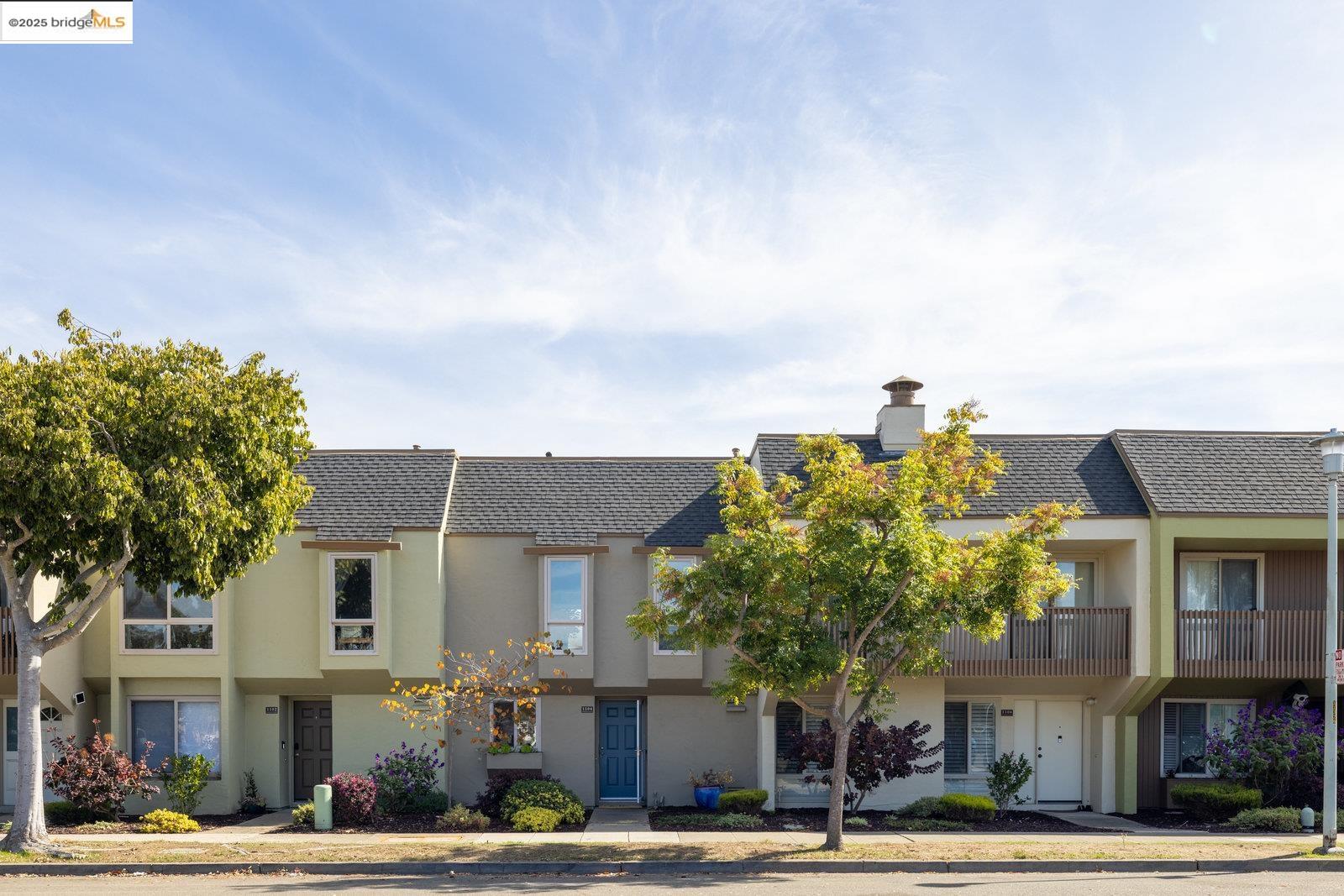 Photo #3: 41115908 Listing: Photo #3