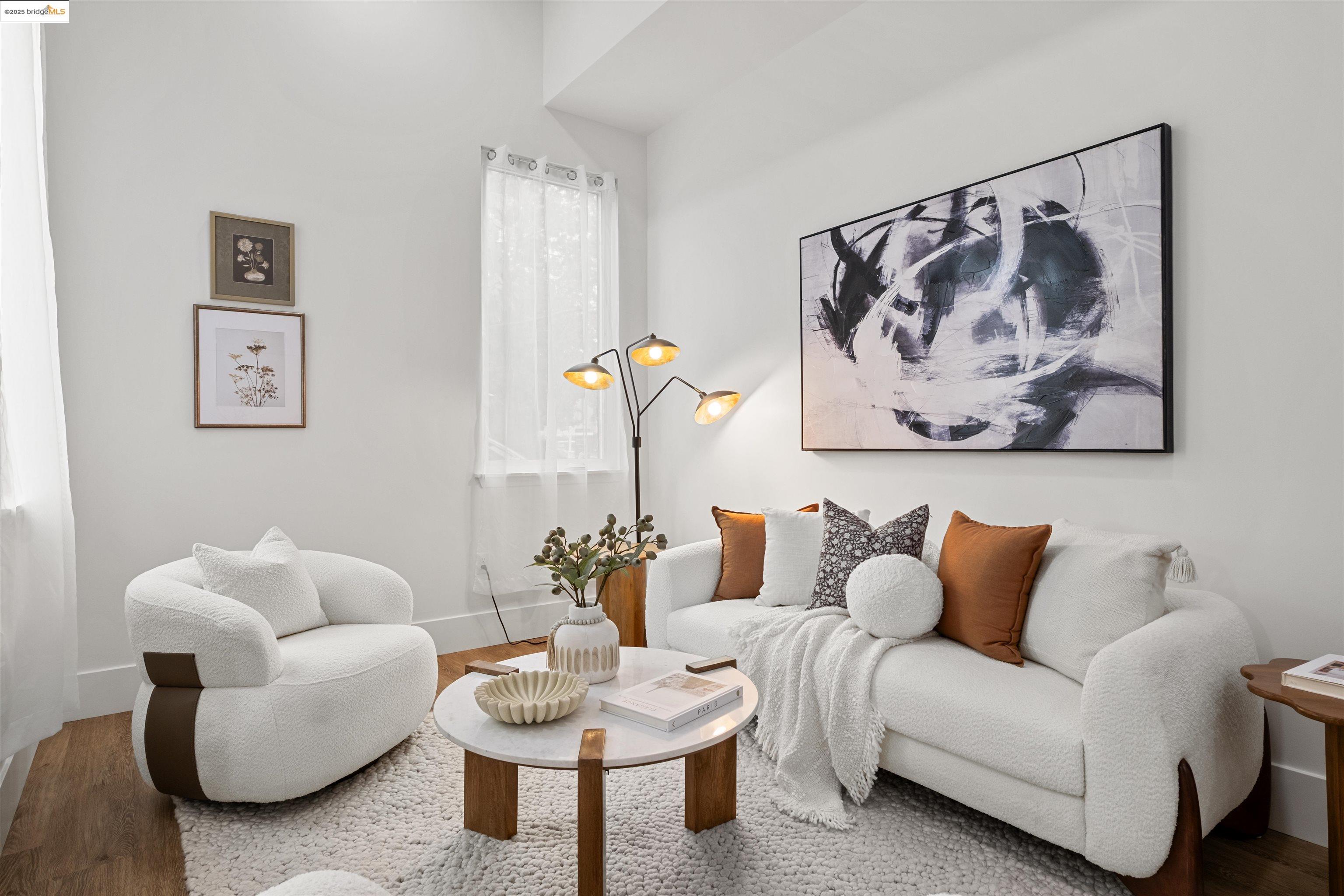 Photo #3: 41115910 Listing: Photo #3