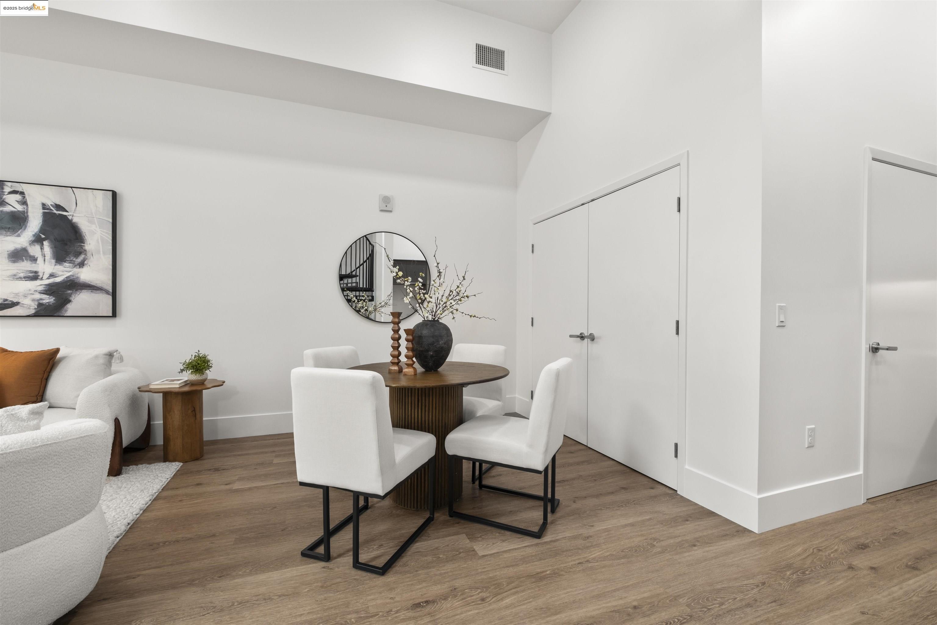 Photo #8: 41115910 Listing: Photo #8