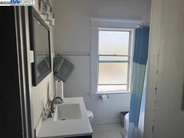 Detail Gallery Image 17 of 34 For 1009 Addison Street, Berkeley,  CA 94710 - 4 Beds | 1/1 Baths