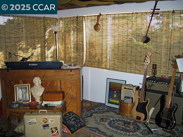 Detail Gallery Image 15 of 57 For 362 Summit Ct, Pinole,  CA 94564 - 3 Beds | 2 Baths