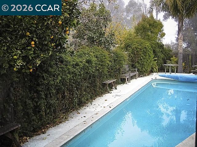 Detail Gallery Image 15 of 49 For 362 Summit Ct, Pinole,  CA 94564 - 3 Beds | 2 Baths