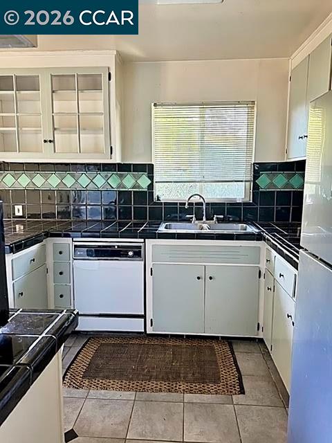 Detail Gallery Image 18 of 49 For 362 Summit Ct, Pinole,  CA 94564 - 3 Beds | 2 Baths