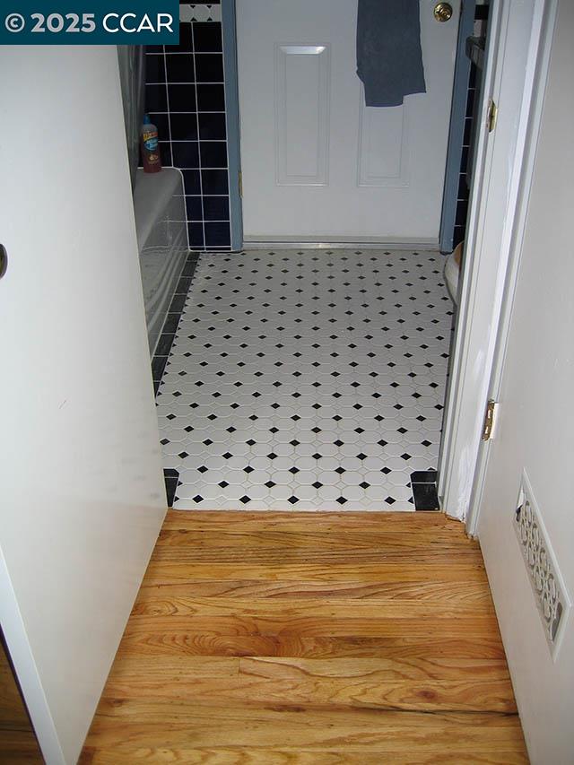 Detail Gallery Image 26 of 57 For 362 Summit Ct, Pinole,  CA 94564 - 3 Beds | 2 Baths