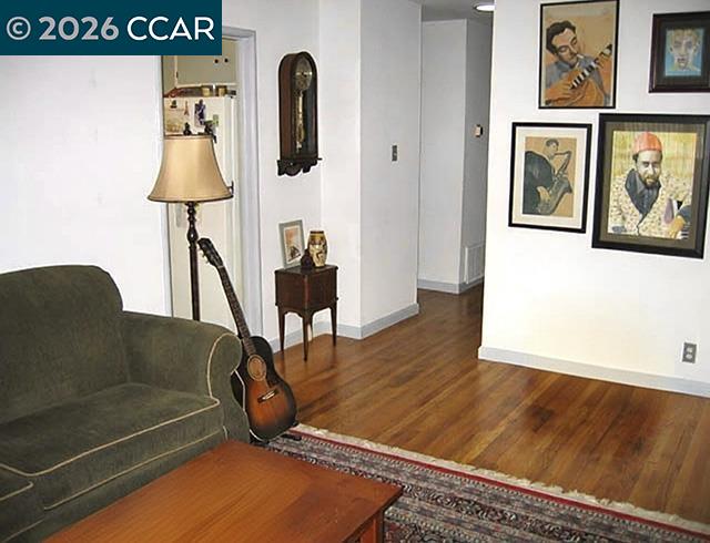 Detail Gallery Image 7 of 49 For 362 Summit Ct, Pinole,  CA 94564 - 3 Beds | 2 Baths