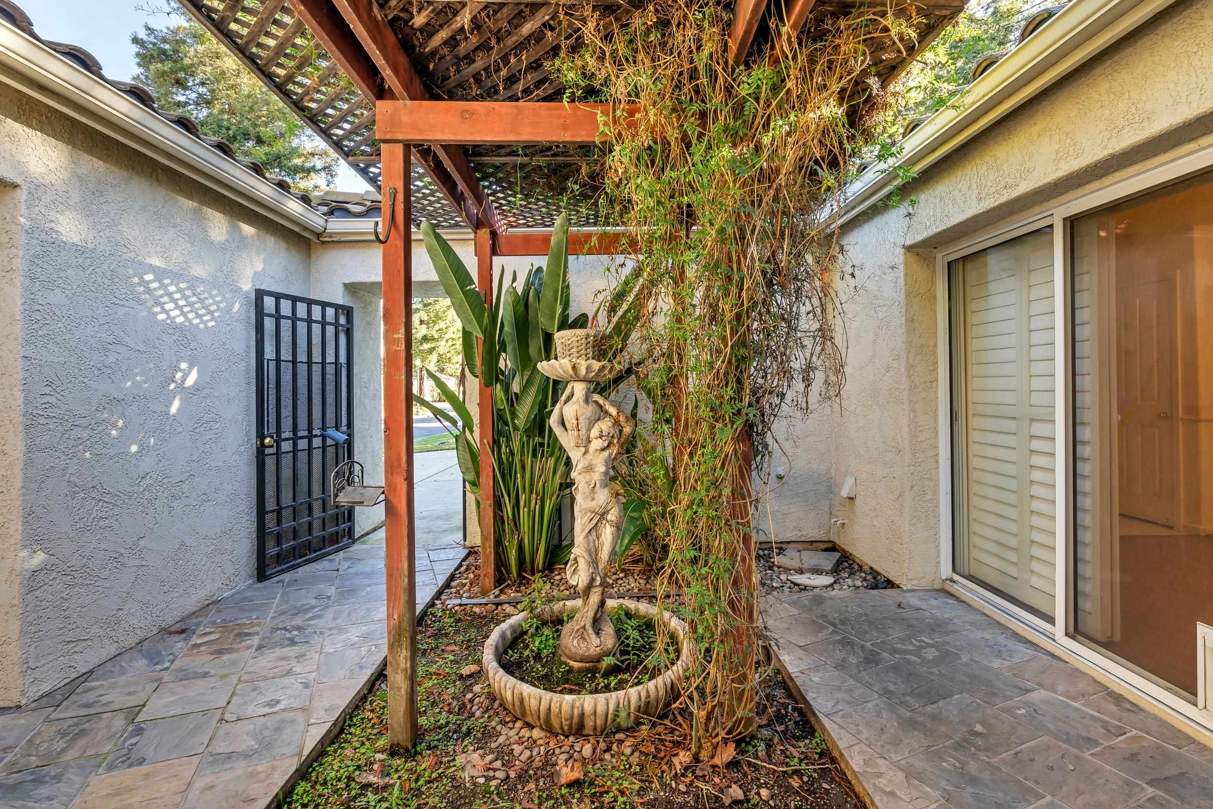 Detail Gallery Image 19 of 22 For 3735 Ignacio Cir, Stockton,  CA 95209 - 3 Beds | 2 Baths