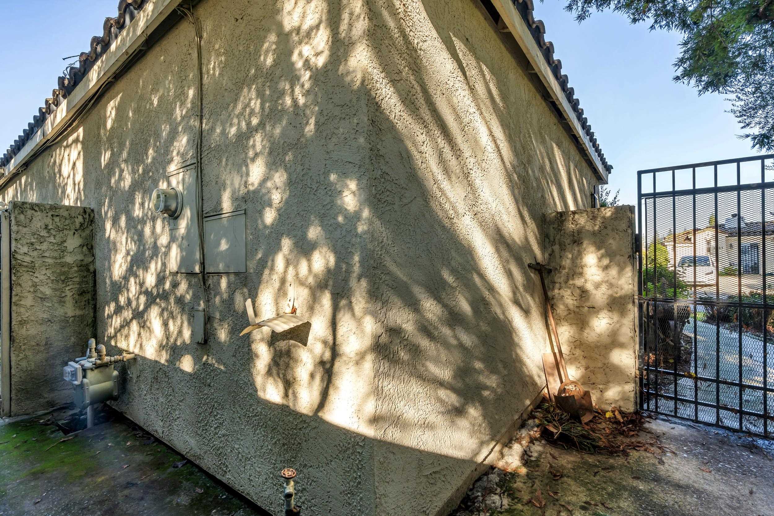 Detail Gallery Image 8 of 22 For 3735 Ignacio Cir, Stockton,  CA 95209 - 3 Beds | 2 Baths