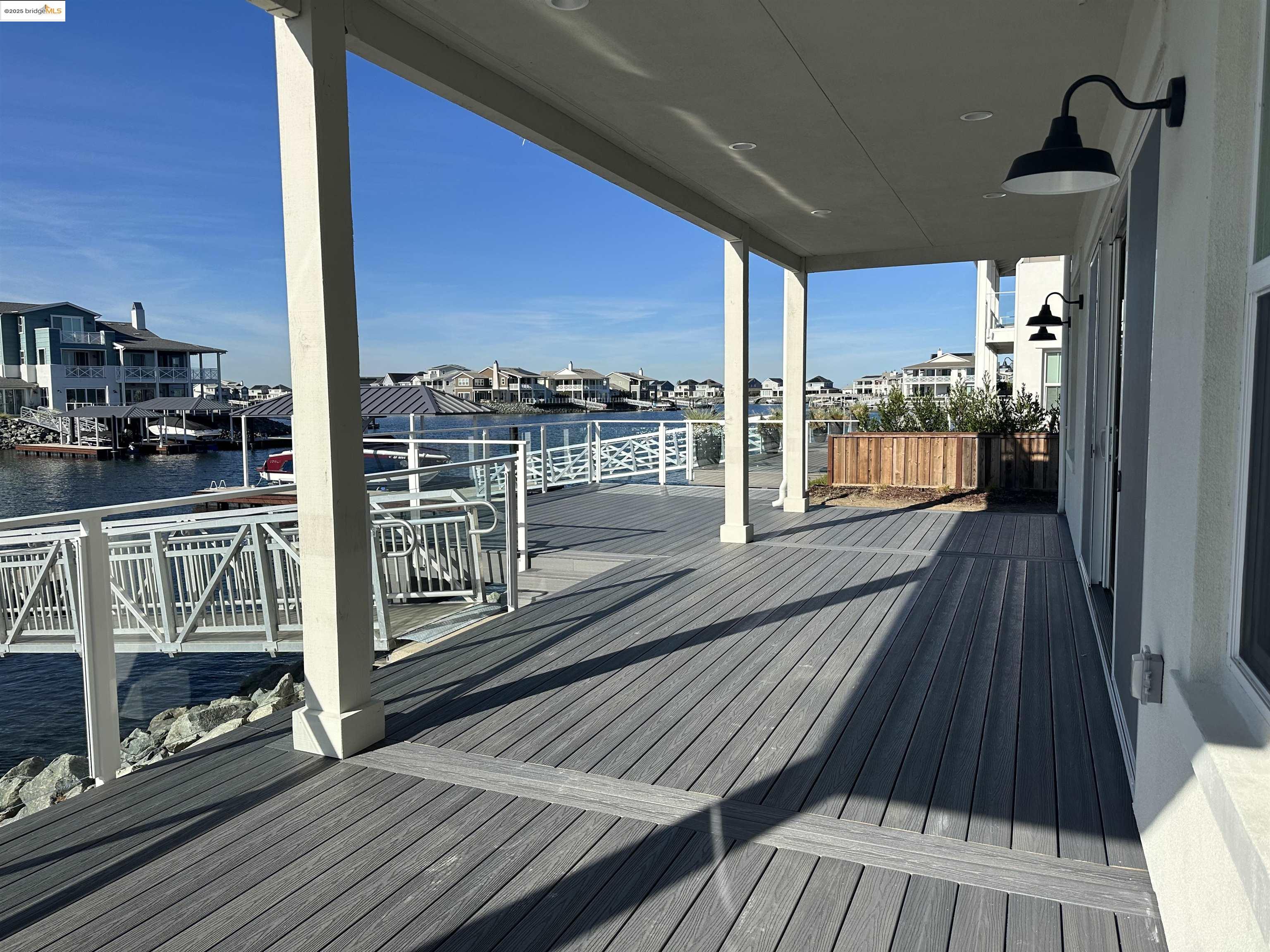 Detail Gallery Image 14 of 18 For 689 Point Place, Bethel Island,  CA 94511 - 4 Beds | 4/1 Baths