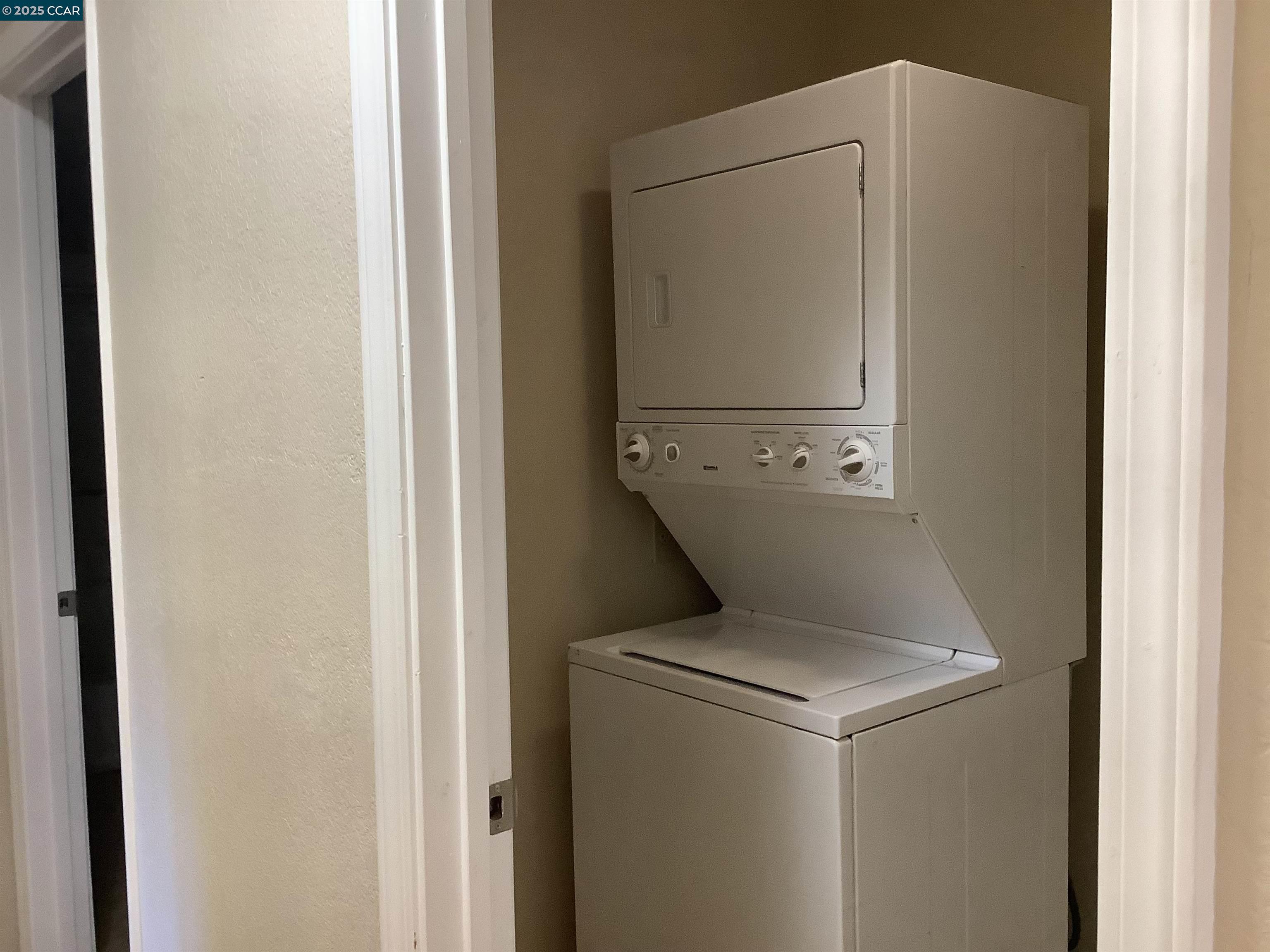 Detail Gallery Image 17 of 19 For 1505 Kirker Pass Rd #242,  Concord,  CA 94521 - 2 Beds | 1 Baths