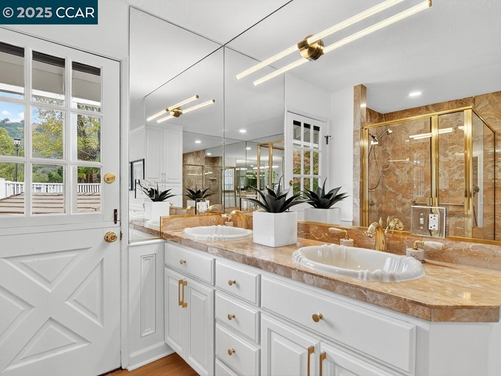 Detail Gallery Image 27 of 52 For 30 Presher Way, Lafayette,  CA 94549-3029 - 5 Beds | 2/1 Baths