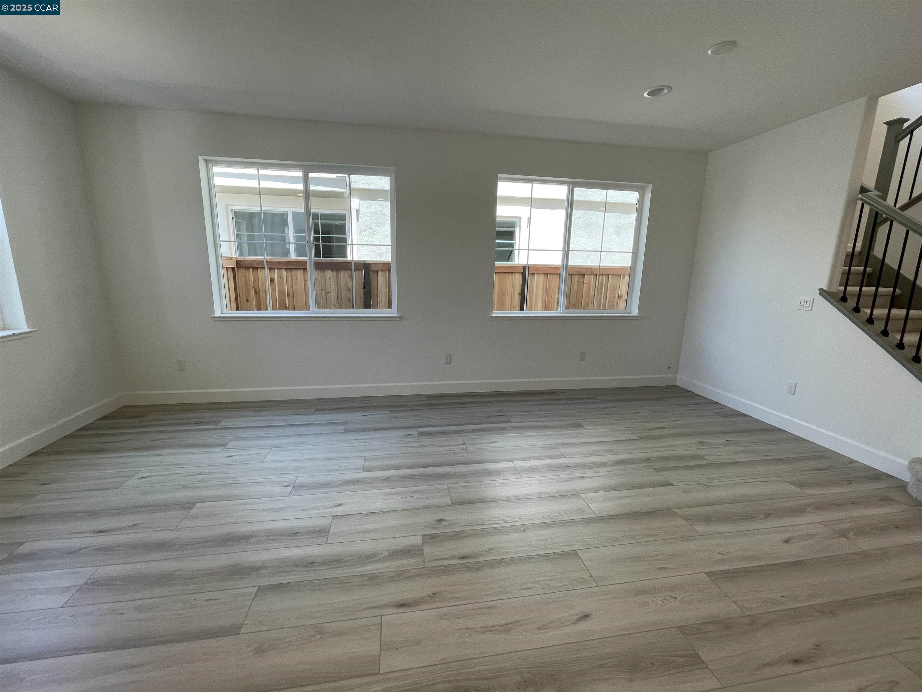 Detail Gallery Image 5 of 36 For 5279 Waterleaf Ln, Fairfield,  CA 94534 - 4 Beds | 2/1 Baths