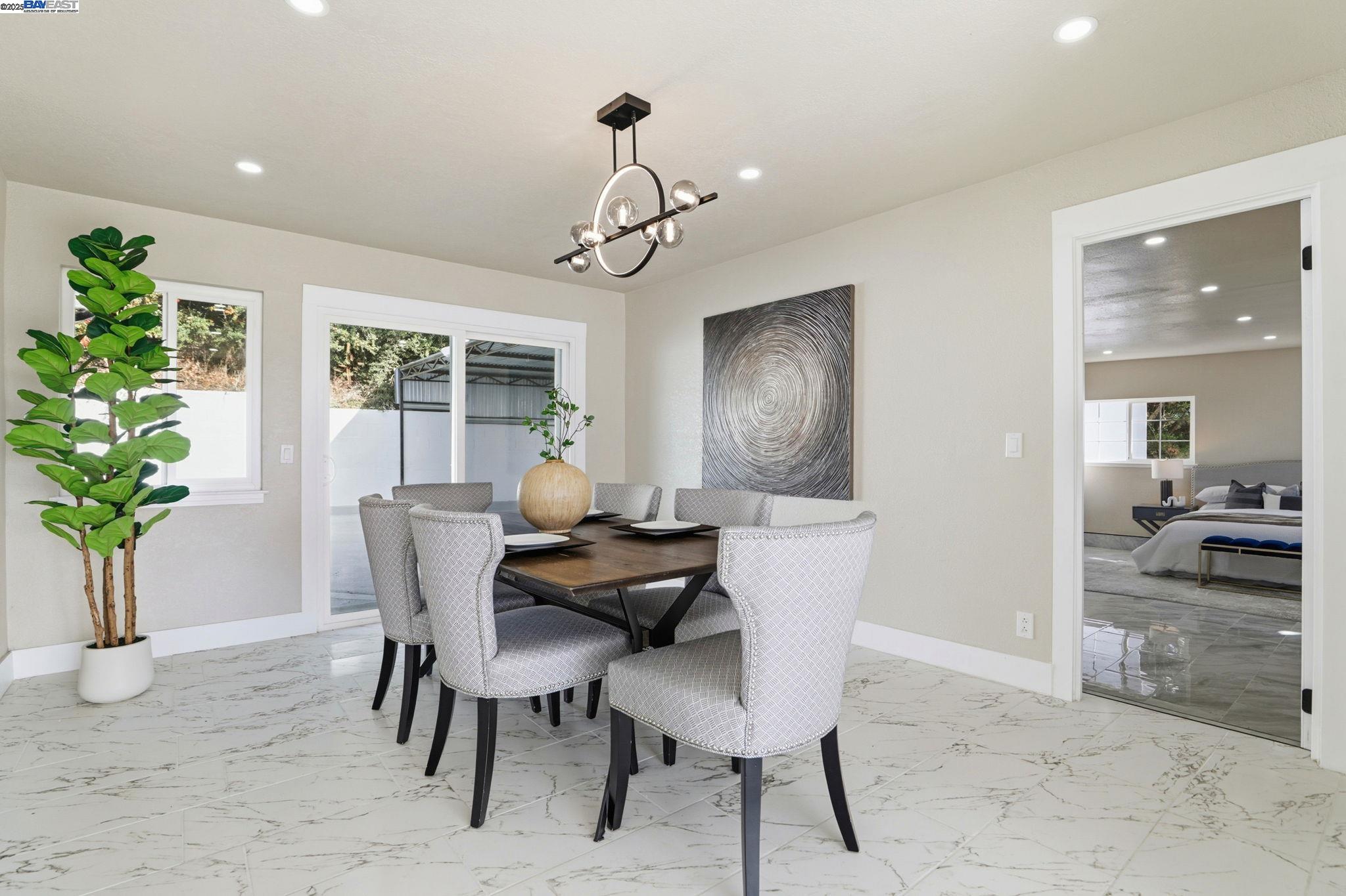 Detail Gallery Image 15 of 54 For 10745 Ridgeview Way, San Jose,  CA 95127 - 4 Beds | 4/1 Baths