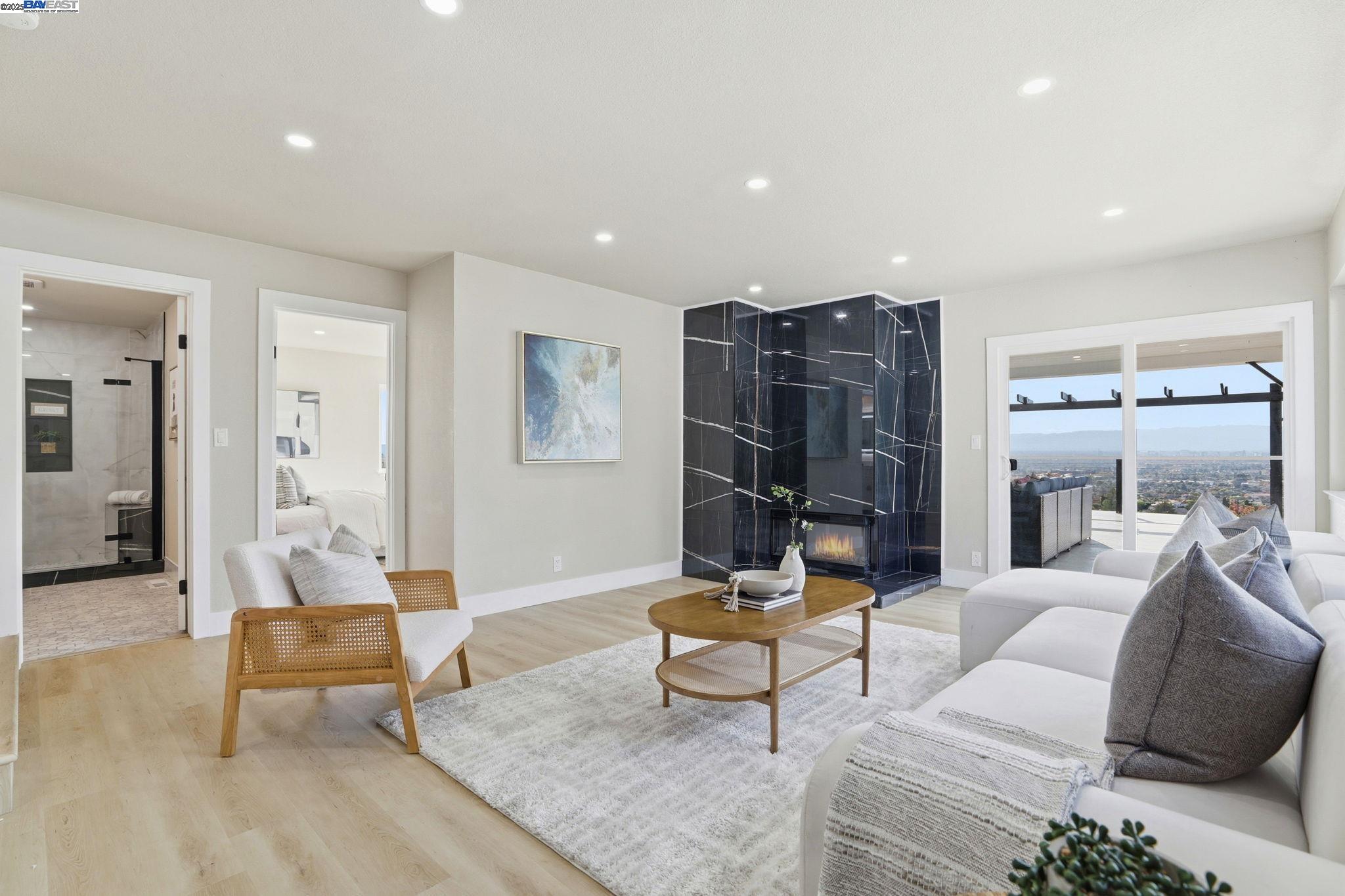 Detail Gallery Image 21 of 54 For 10745 Ridgeview Way, San Jose,  CA 95127 - 4 Beds | 4/1 Baths