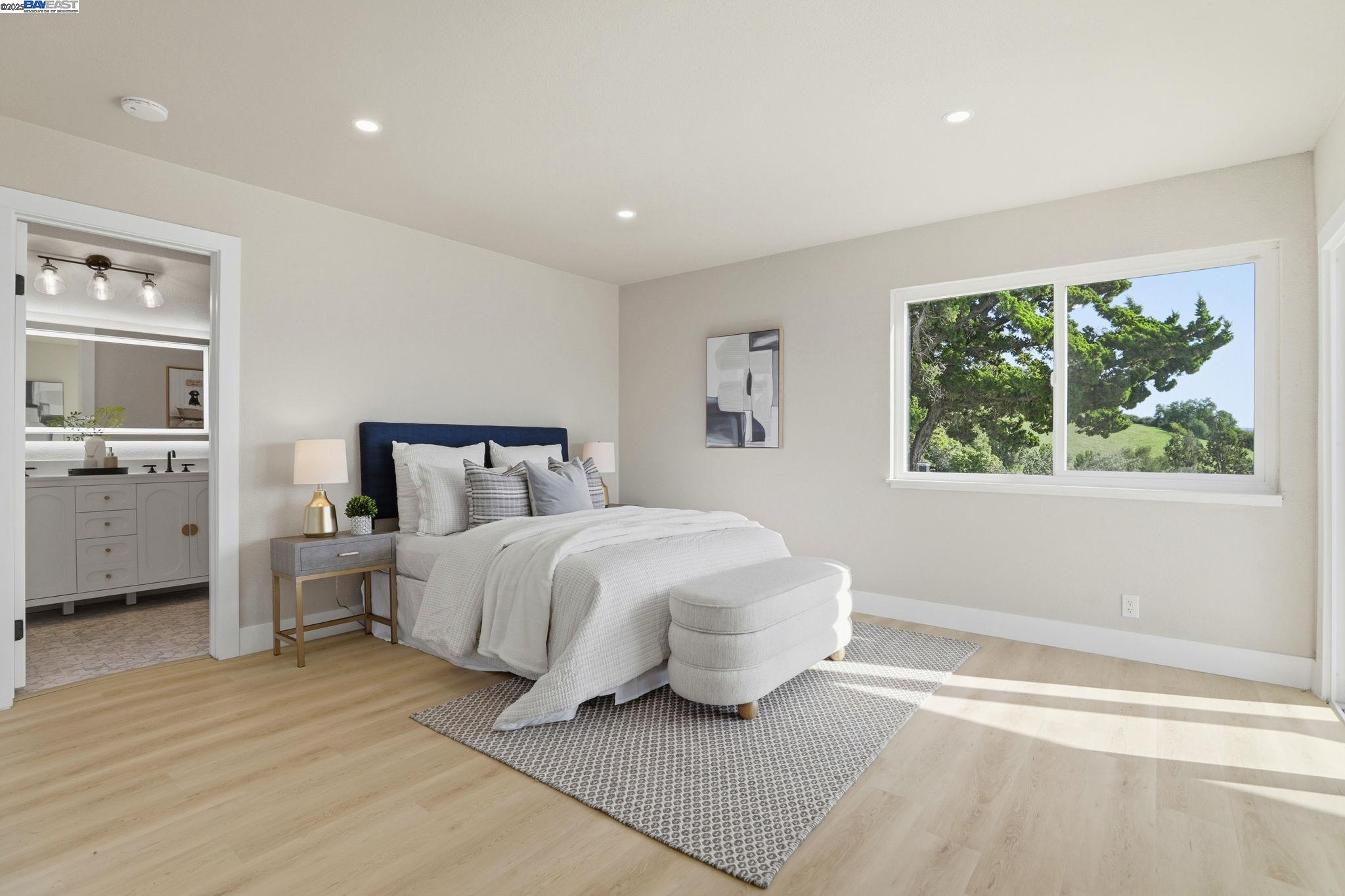 Detail Gallery Image 25 of 54 For 10745 Ridgeview Way, San Jose,  CA 95127 - 4 Beds | 4/1 Baths