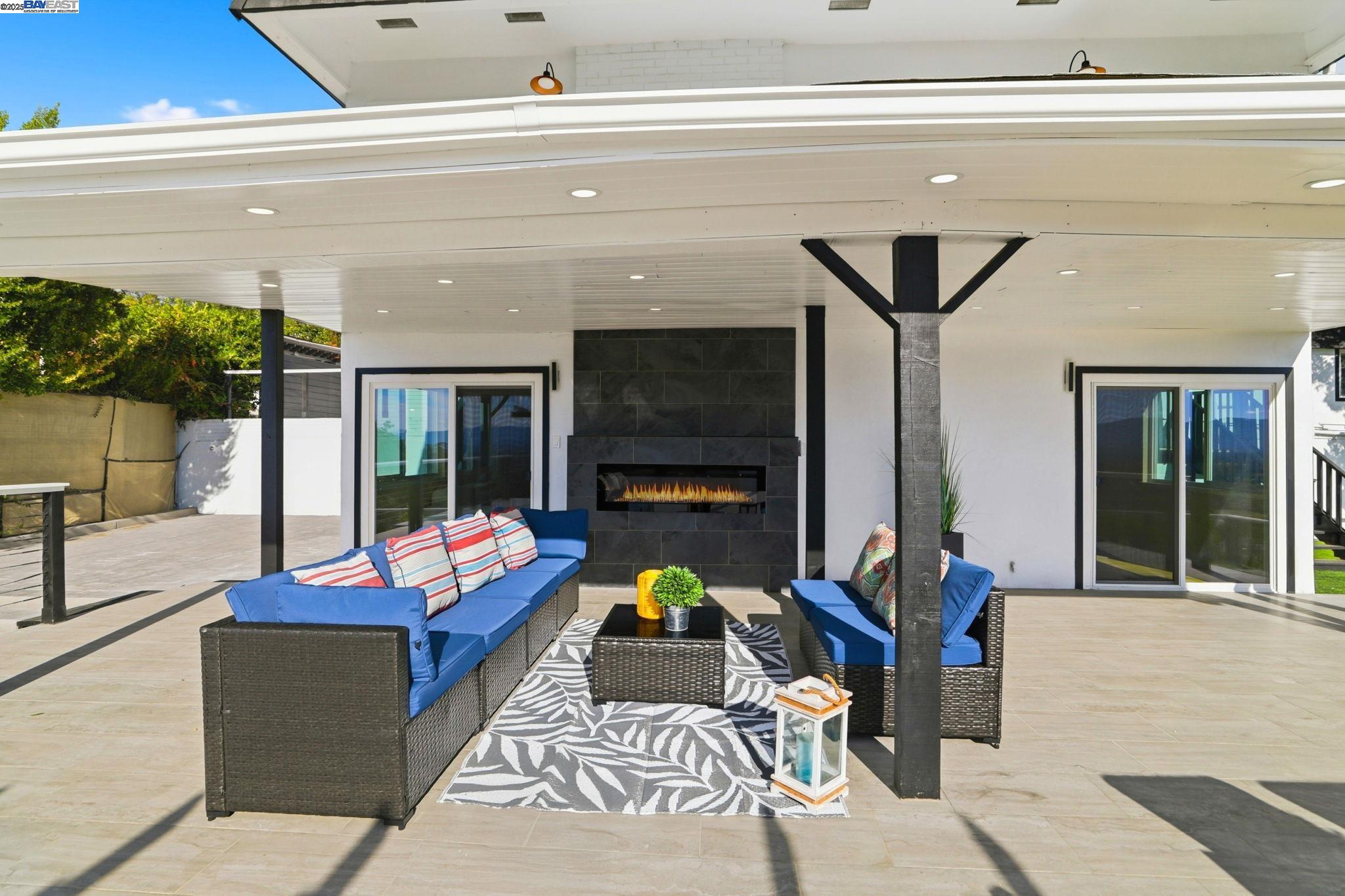 Detail Gallery Image 39 of 54 For 10745 Ridgeview Way, San Jose,  CA 95127 - 4 Beds | 4/1 Baths