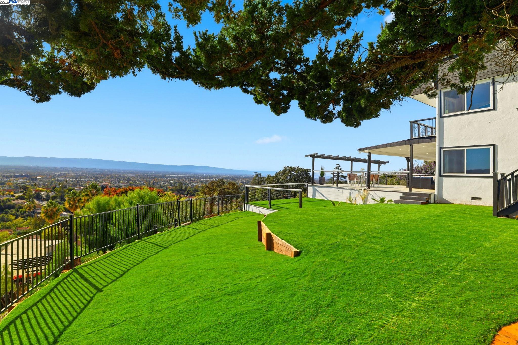 Detail Gallery Image 47 of 54 For 10745 Ridgeview Way, San Jose,  CA 95127 - 4 Beds | 4/1 Baths
