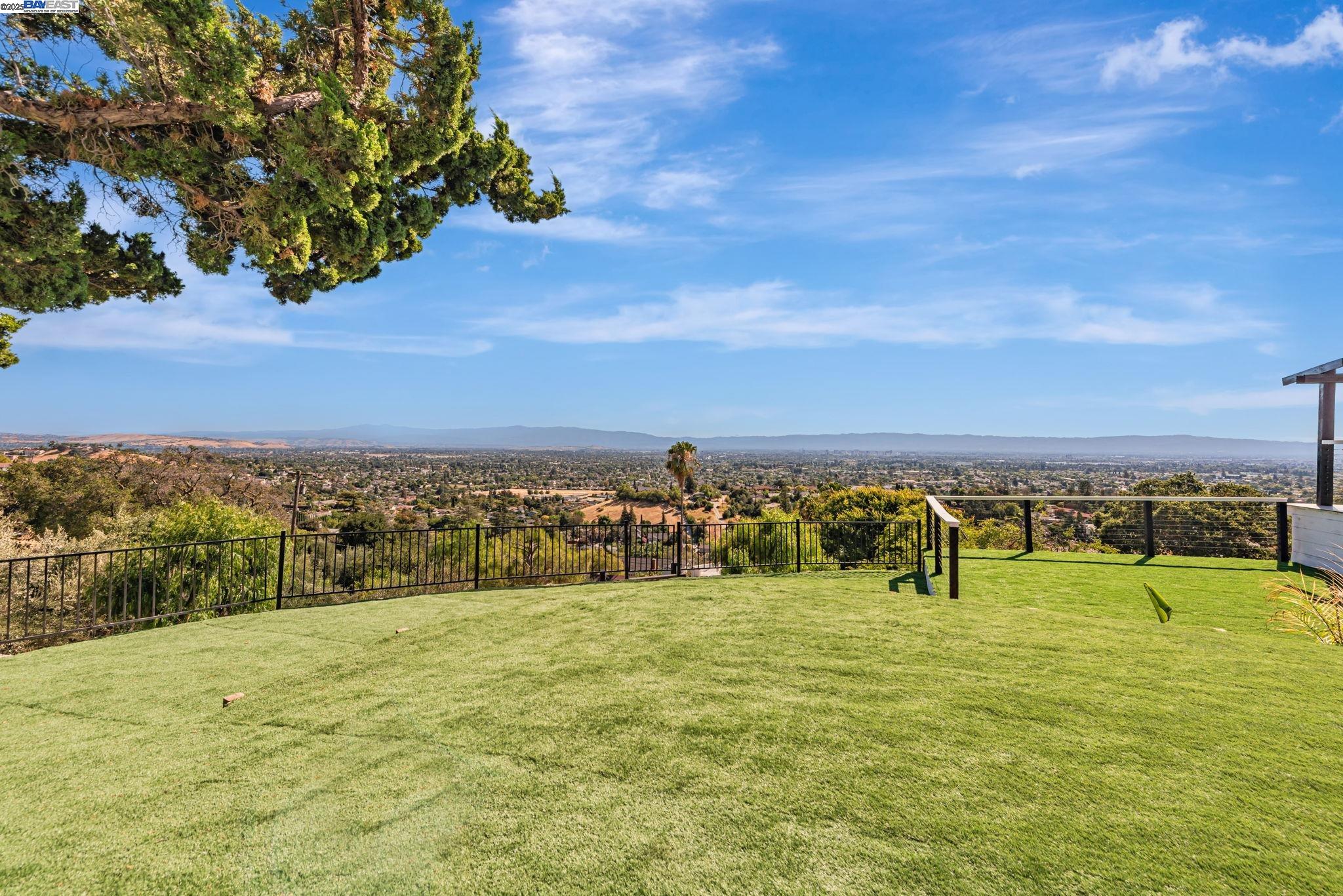 Detail Gallery Image 50 of 54 For 10745 Ridgeview Way, San Jose,  CA 95127 - 4 Beds | 4/1 Baths
