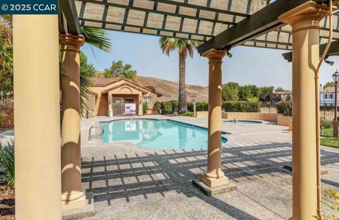 Detail Gallery Image 13 of 14 For 460 Bollinger Canyon Ln #286,  San Ramon,  CA 94582 - 1 Beds | 1 Baths