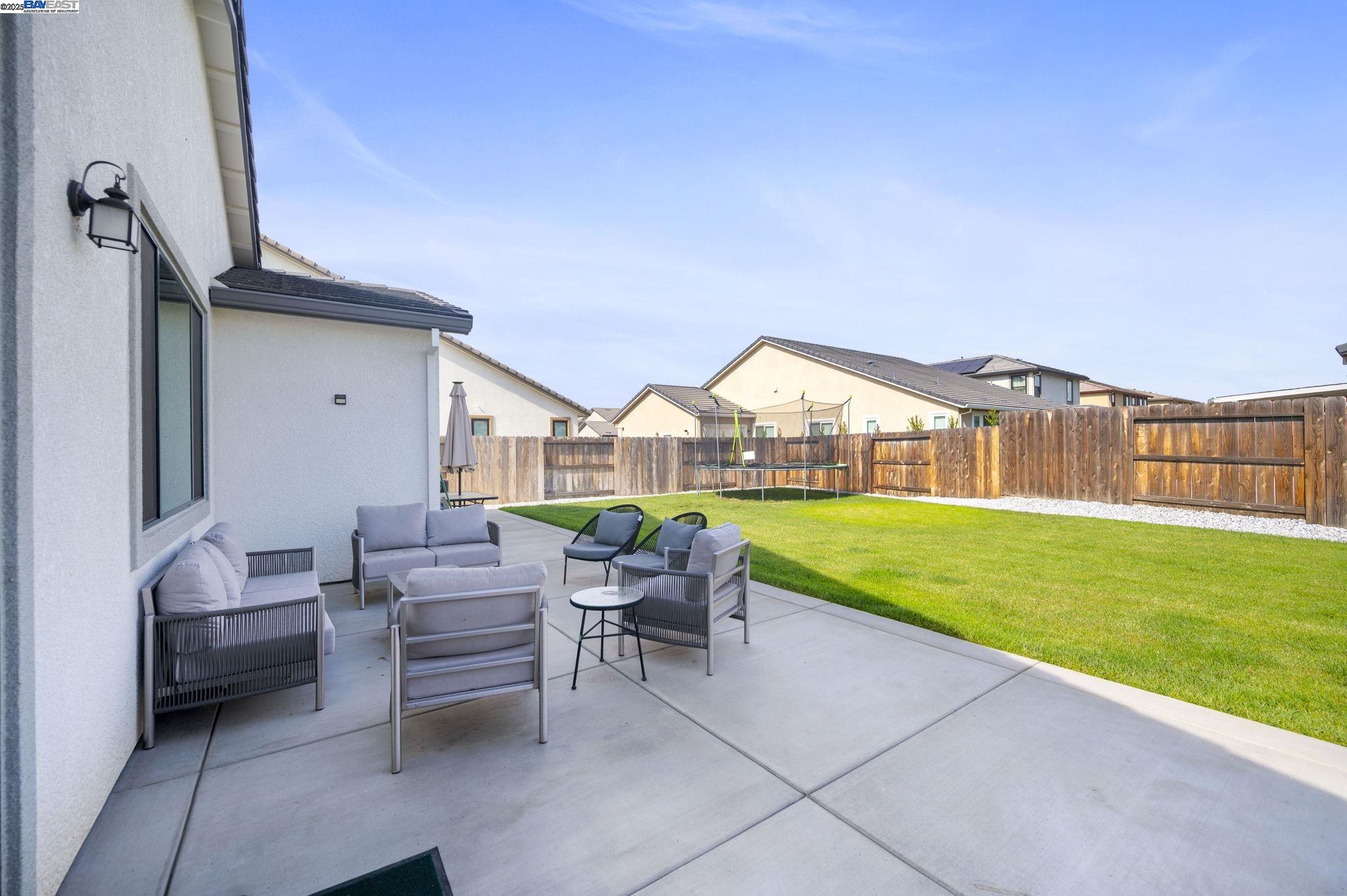 Detail Gallery Image 36 of 40 For 1605 Radiance Ln, Modesto,  CA 95356 - 4 Beds | 2/1 Baths
