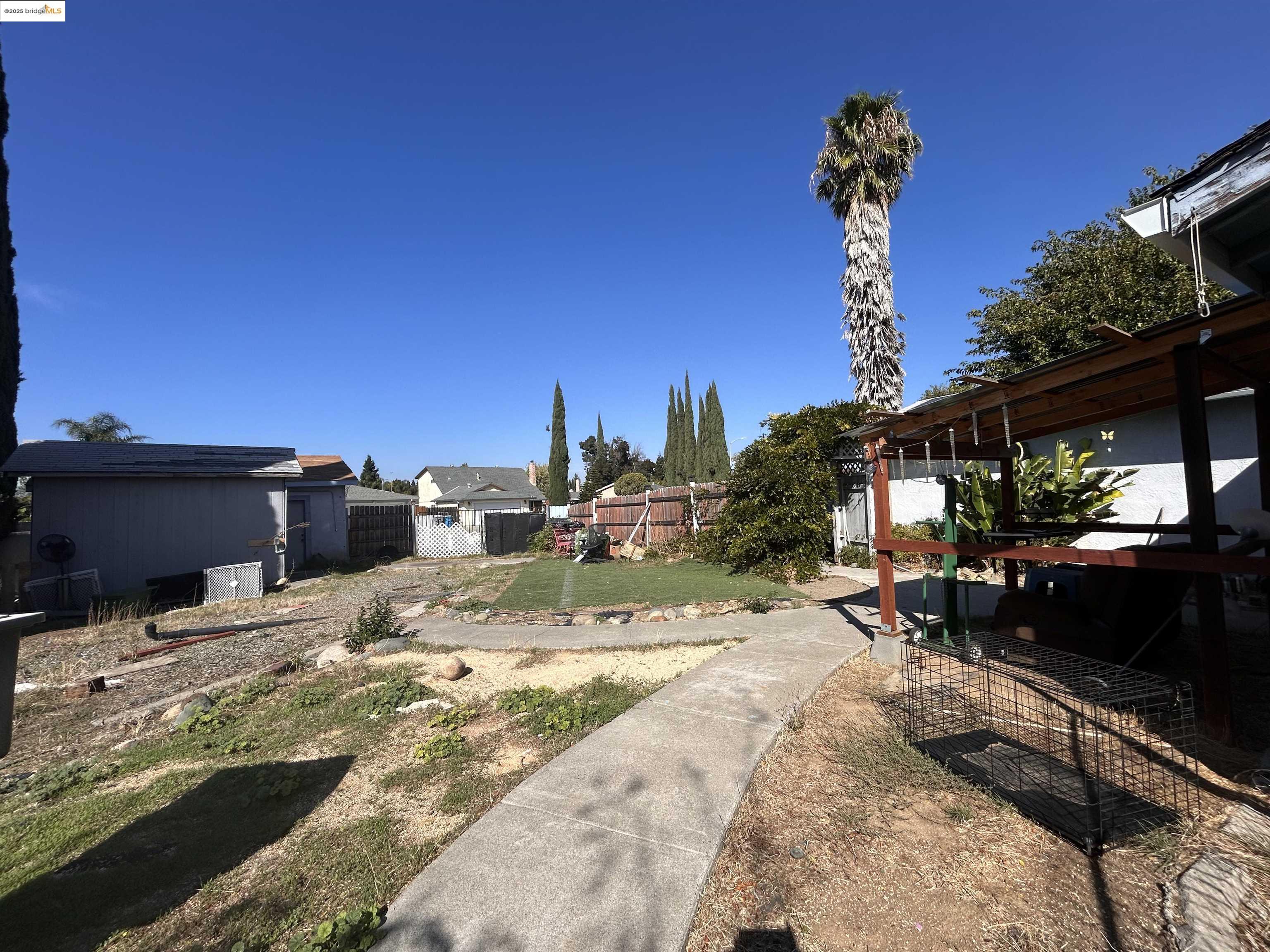 Detail Gallery Image 17 of 56 For 148 Yarmouth Ct, Vacaville,  CA 95687 - 5 Beds | 3 Baths