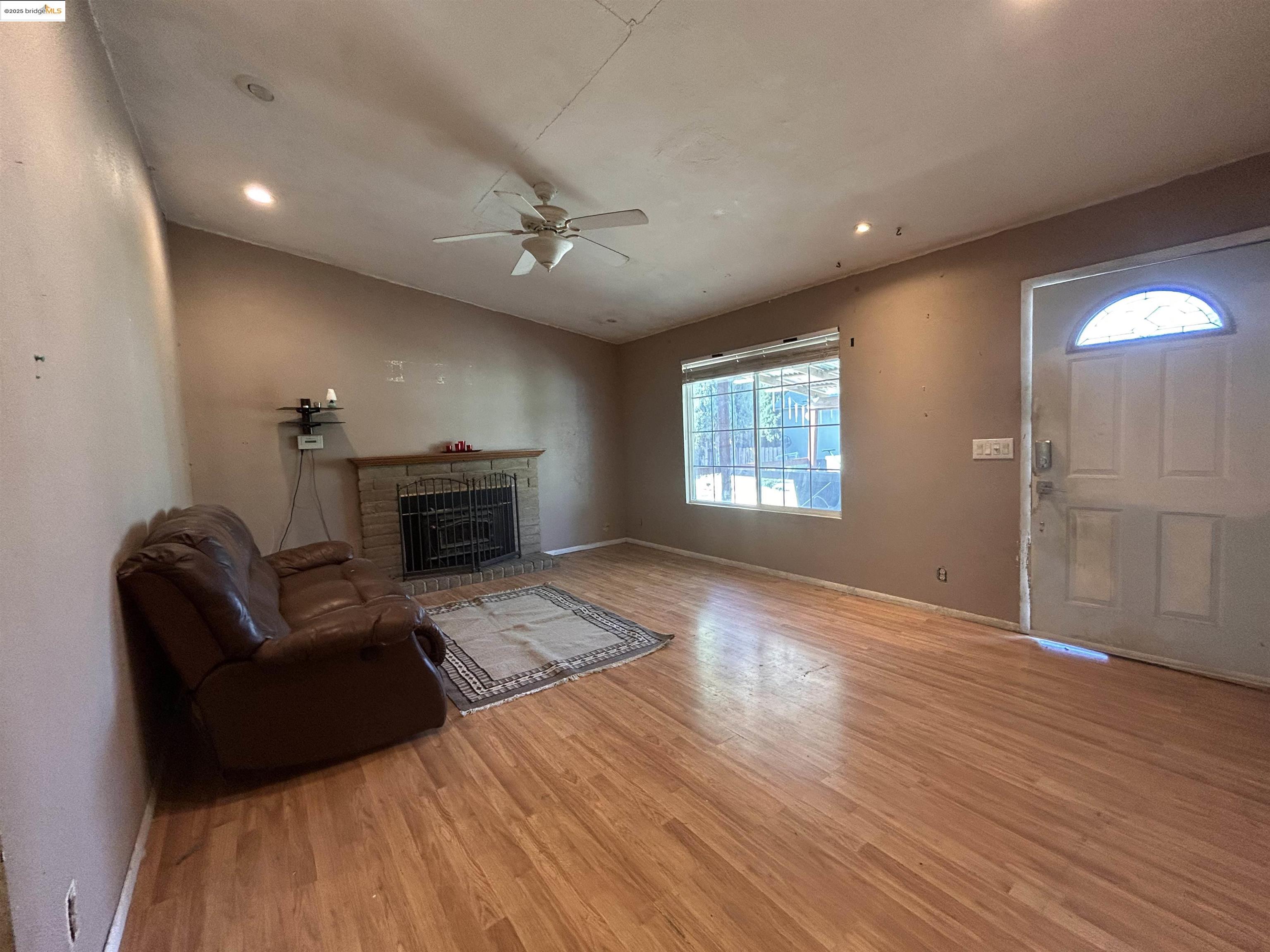 Detail Gallery Image 20 of 56 For 148 Yarmouth Ct, Vacaville,  CA 95687 - 5 Beds | 3 Baths