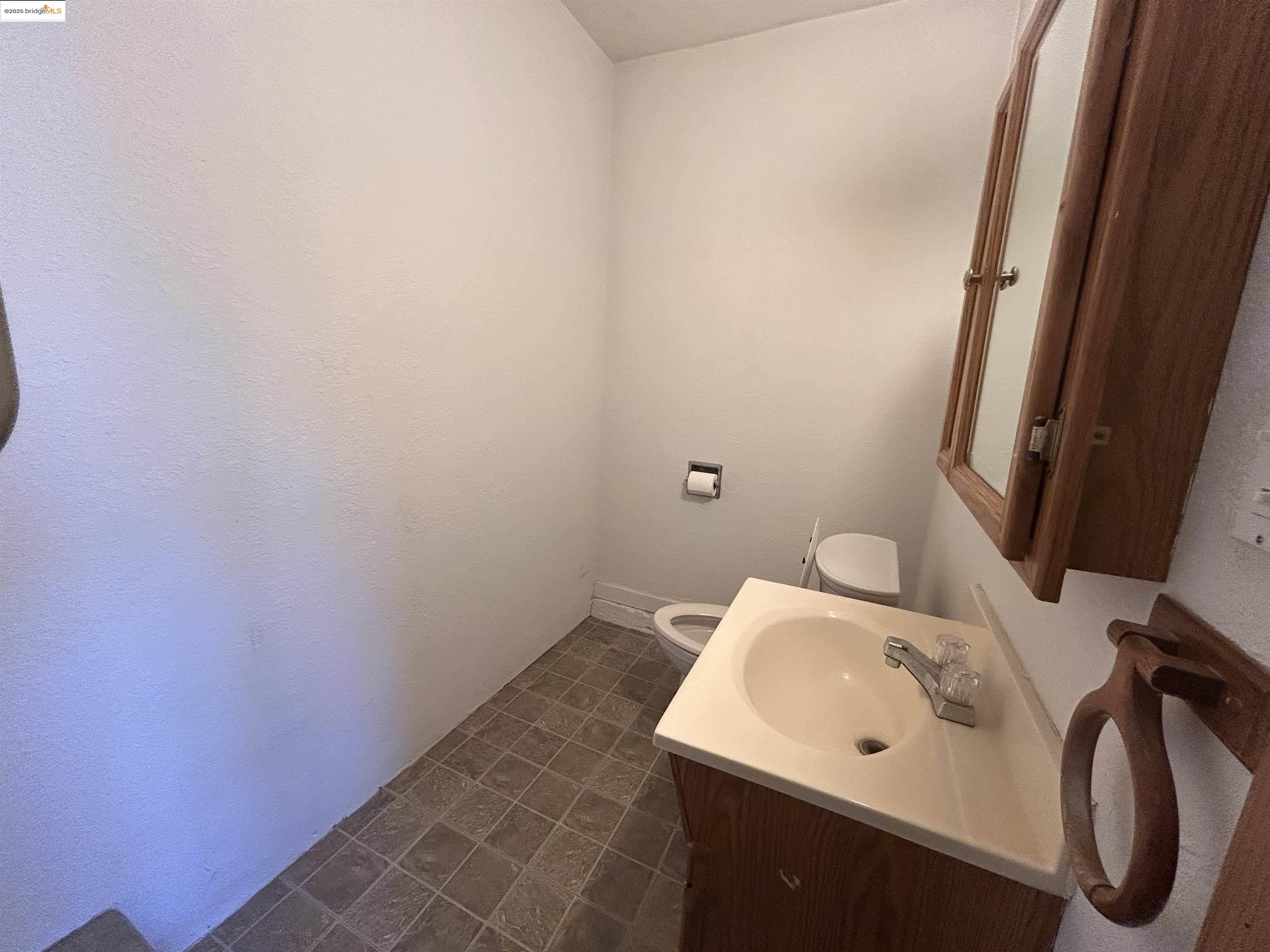 Detail Gallery Image 46 of 56 For 148 Yarmouth Ct, Vacaville,  CA 95687 - 5 Beds | 3 Baths