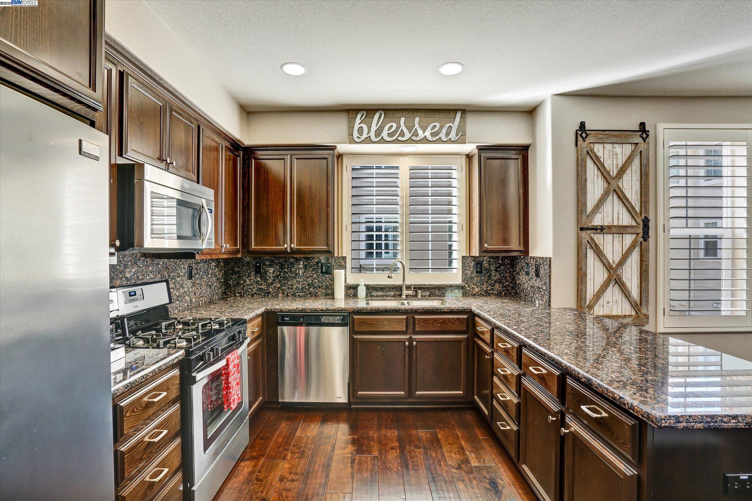 Detail Gallery Image 13 of 50 For 25 Heligan Ln #9,  Livermore,  CA 94551 - 2 Beds | 2 Baths