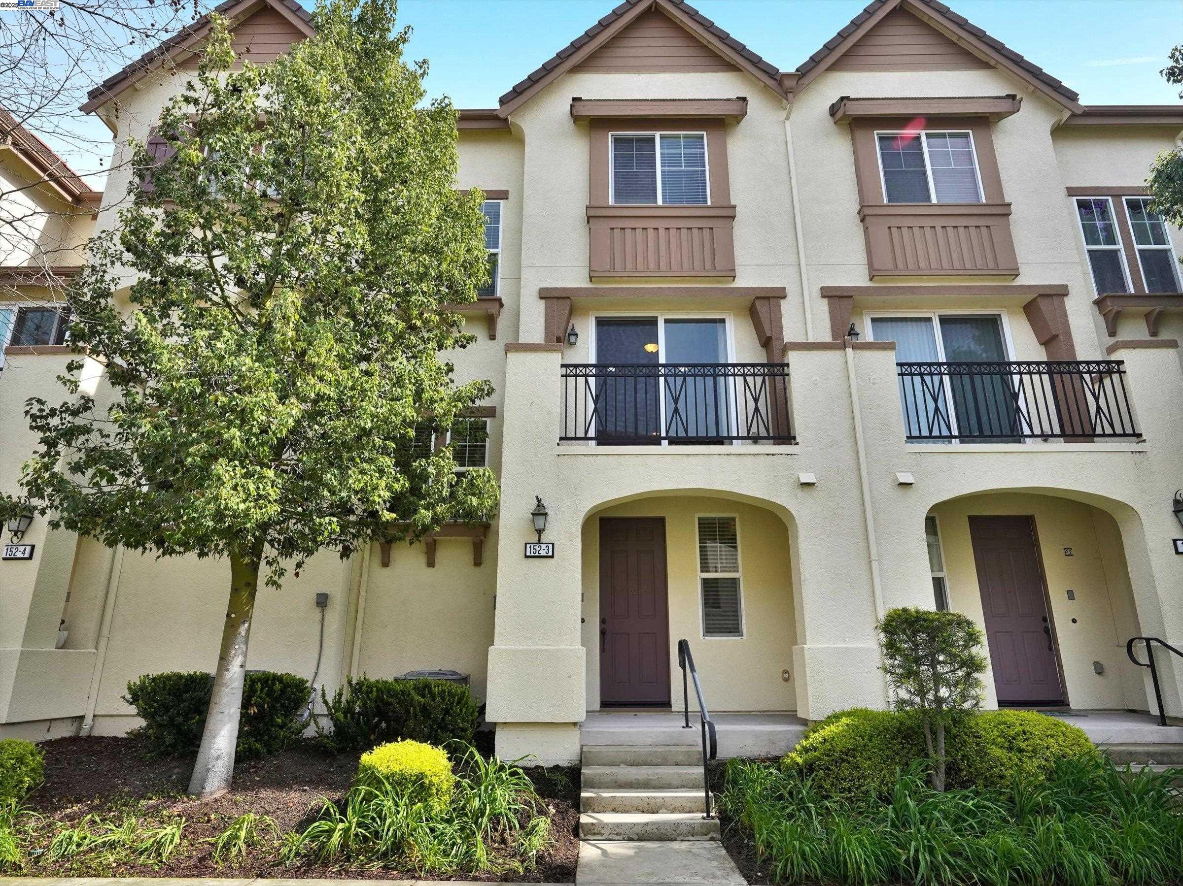 Front Image Thumbnail for BE41115974