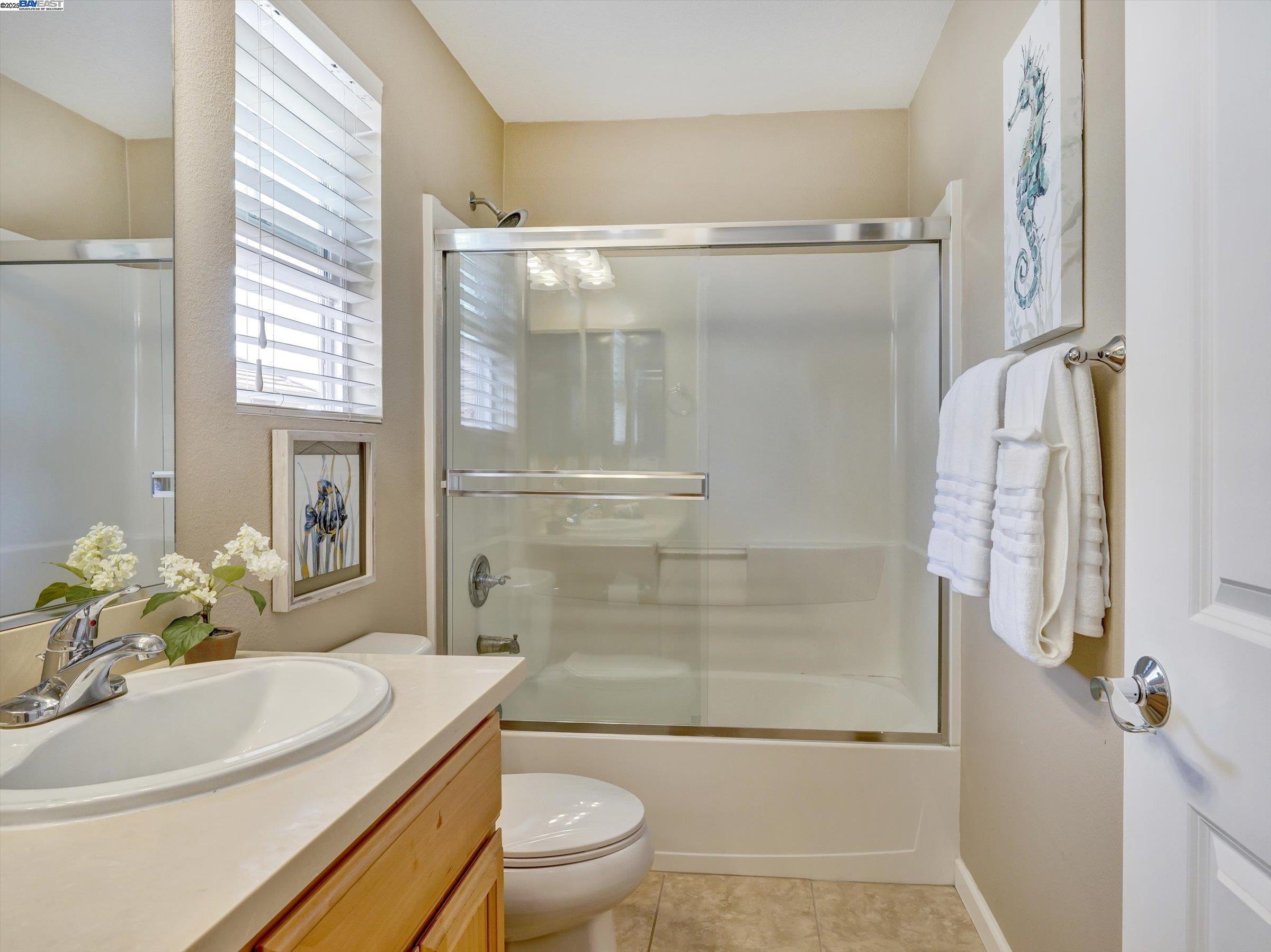 Detail Gallery Image 28 of 45 For 152 Heligan Ln #3,  Livermore,  CA 94551 - 2 Beds | 2/1 Baths