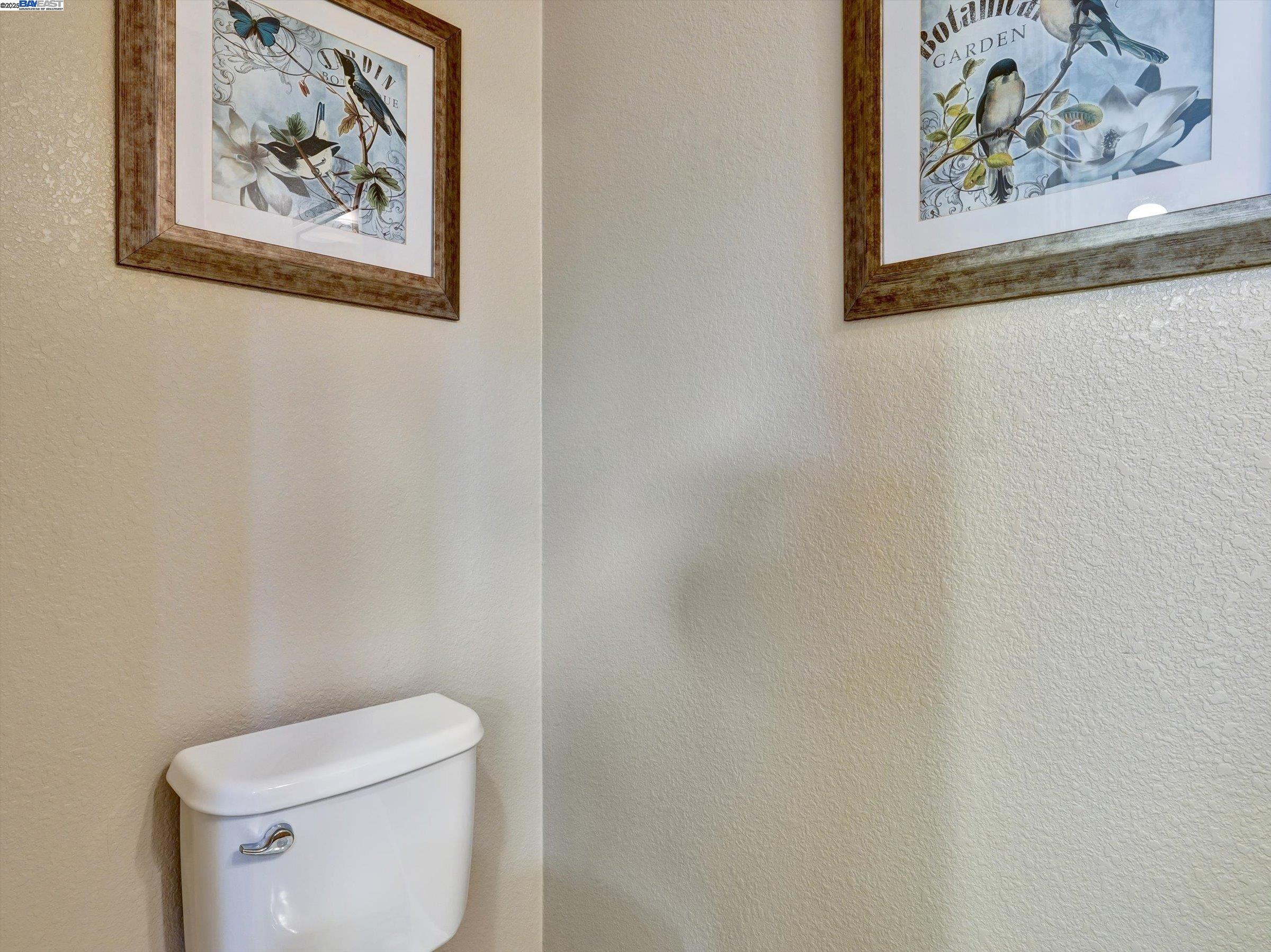 Detail Gallery Image 10 of 45 For 152 Heligan Ln #3,  Livermore,  CA 94551 - 2 Beds | 2/1 Baths