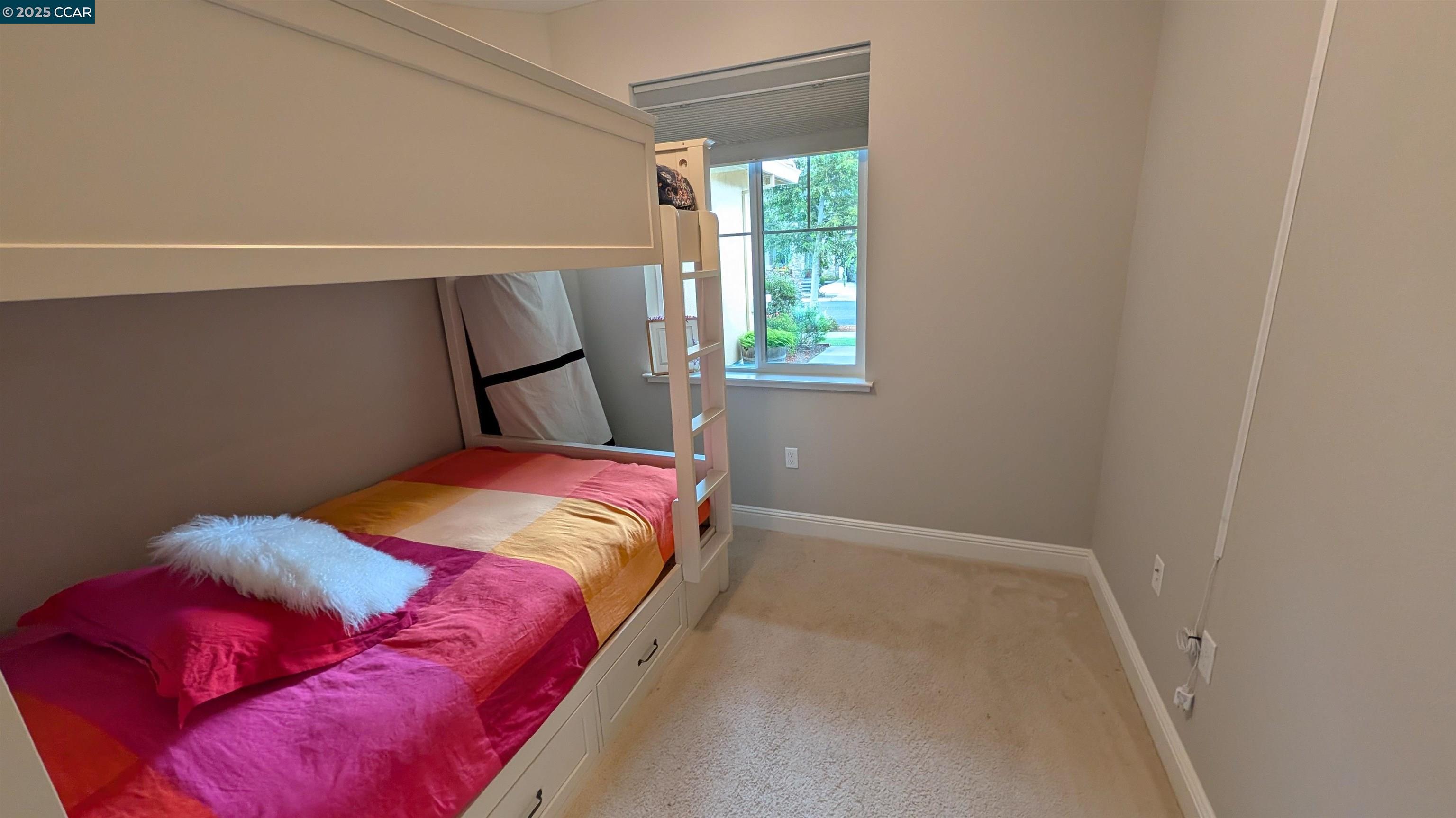 Detail Gallery Image 18 of 27 For 1813 Holsteiner Dr, Fairfield,  CA 94534 - 4 Beds | 3 Baths