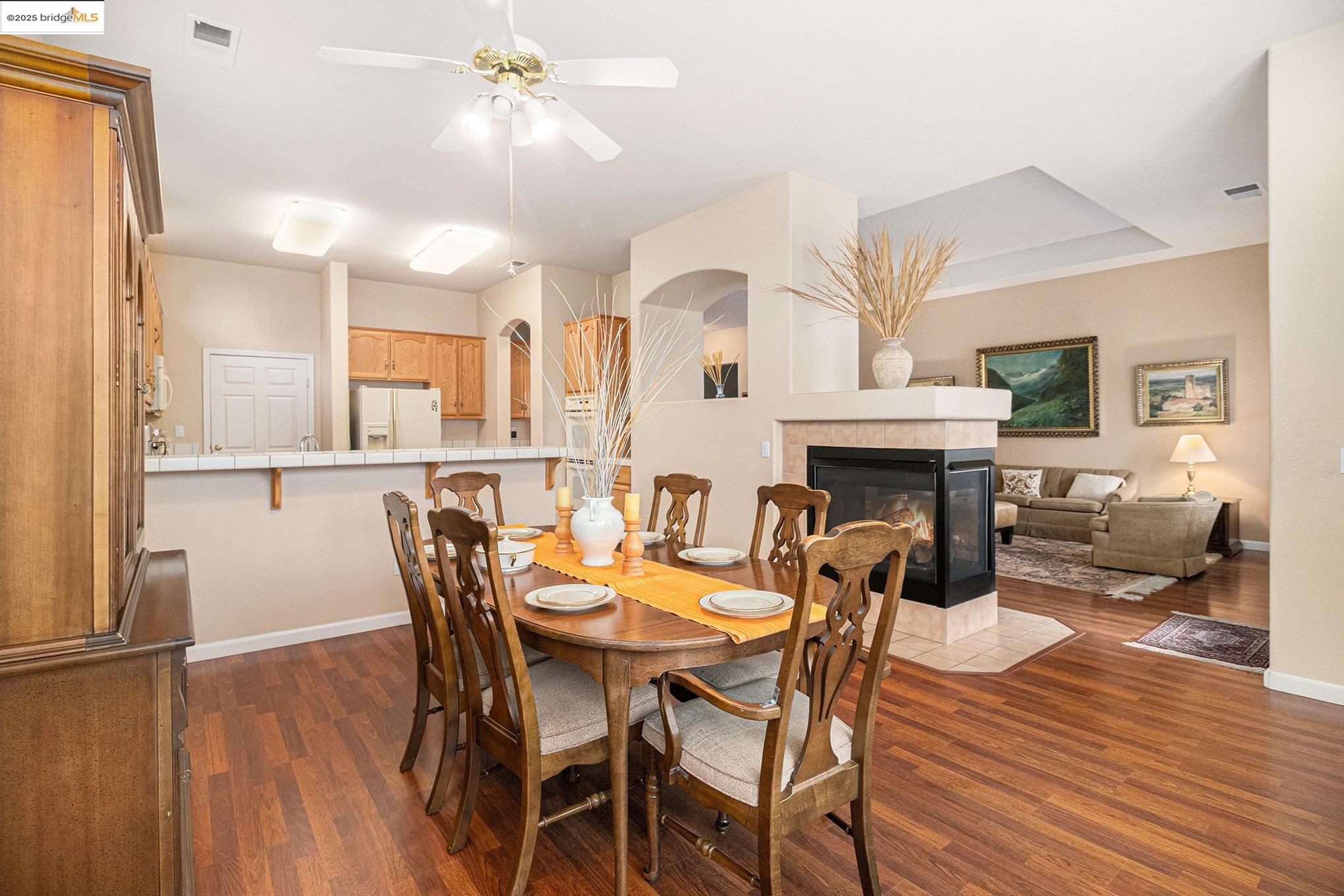 Detail Gallery Image 14 of 40 For 1951 Desert Gold Pl, Brentwood,  CA 94513 - 2 Beds | 2/1 Baths