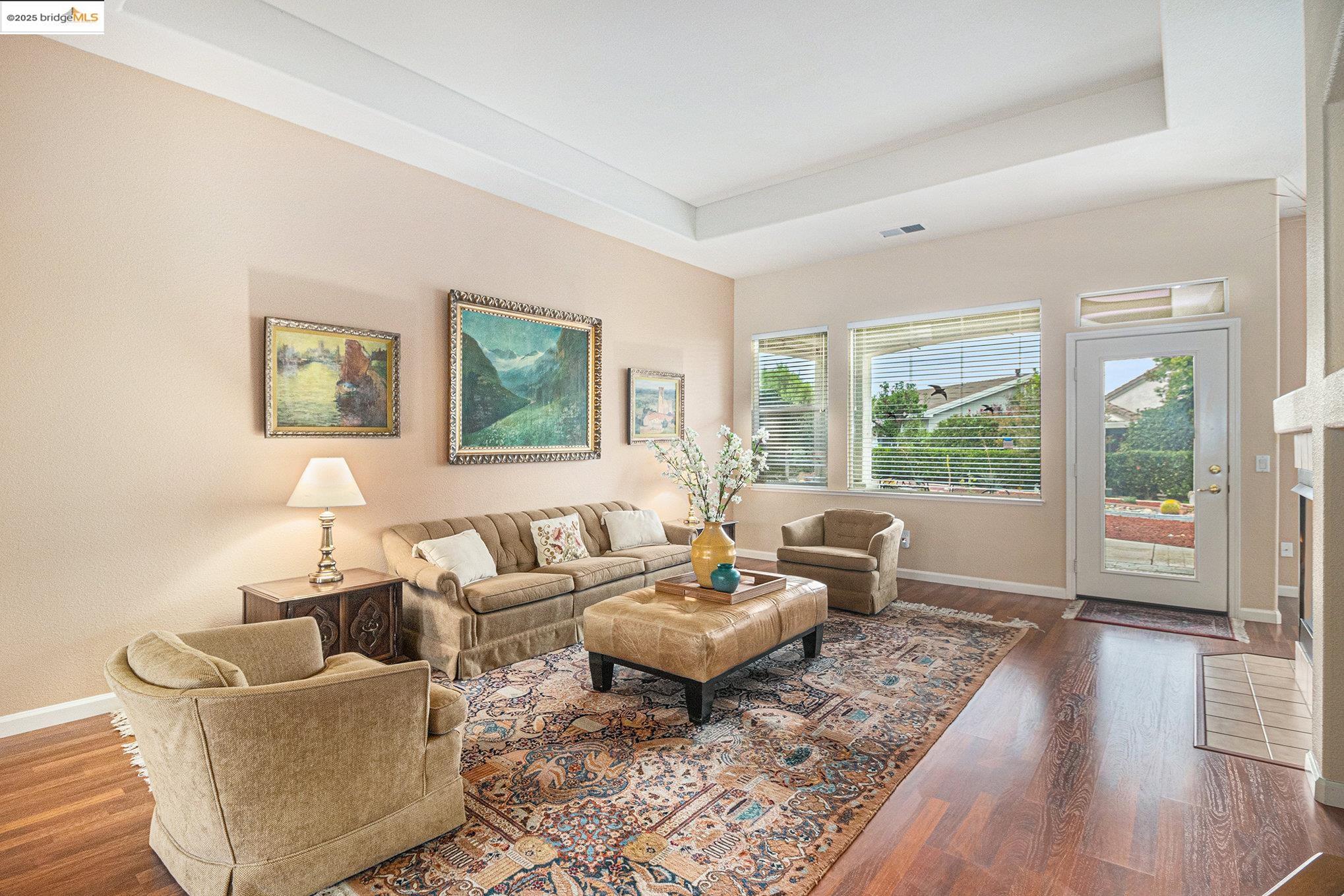 Detail Gallery Image 4 of 40 For 1951 Desert Gold Pl, Brentwood,  CA 94513 - 2 Beds | 2/1 Baths