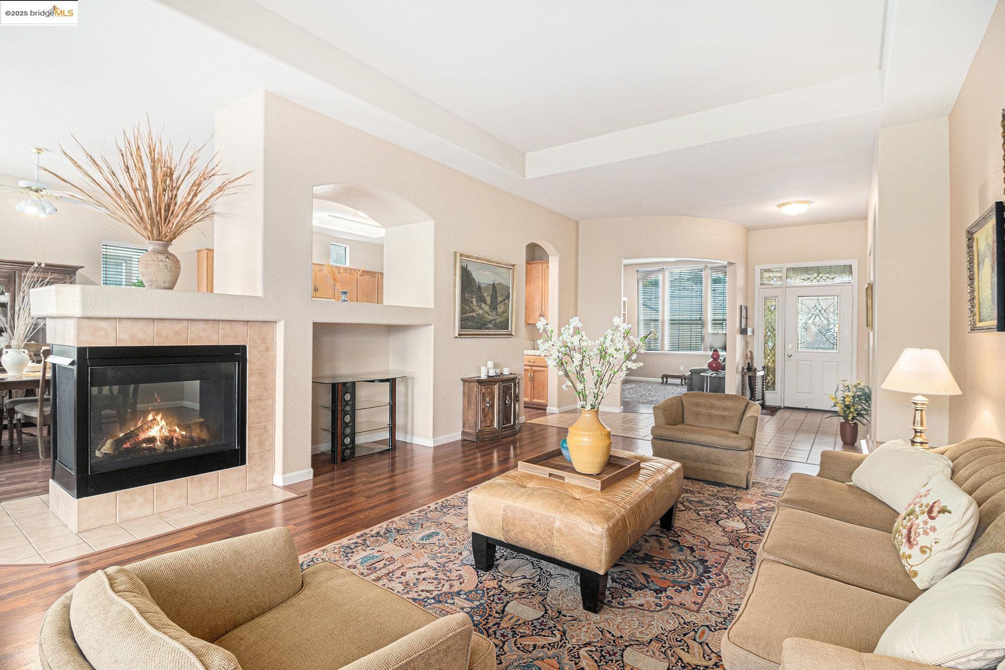 Detail Gallery Image 5 of 40 For 1951 Desert Gold Pl, Brentwood,  CA 94513 - 2 Beds | 2/1 Baths