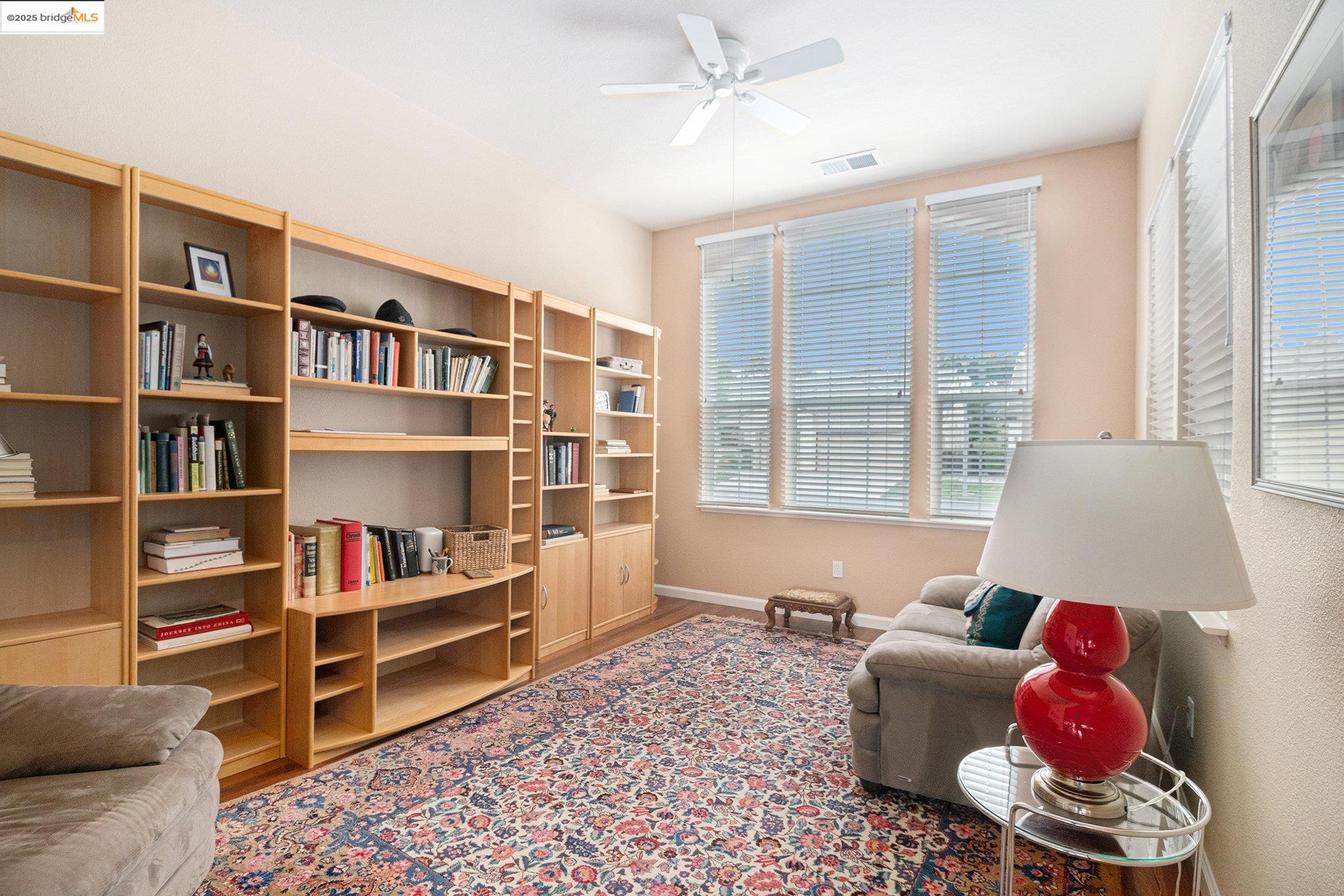 Detail Gallery Image 8 of 40 For 1951 Desert Gold Pl, Brentwood,  CA 94513 - 2 Beds | 2/1 Baths