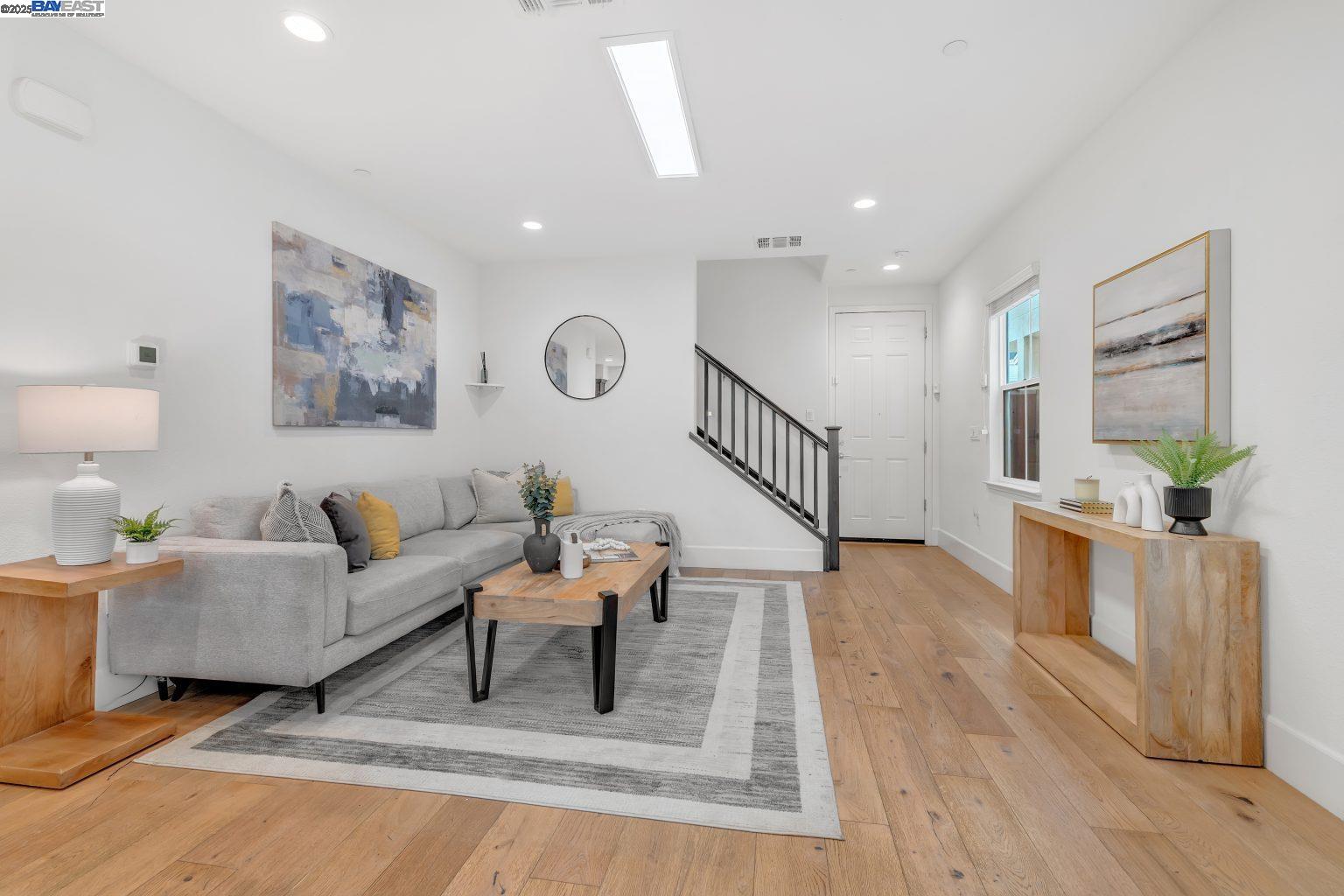 Detail Gallery Image 5 of 48 For 38020 Salty Cove Rd, Newark,  CA 94560 - 4 Beds | 2/1 Baths