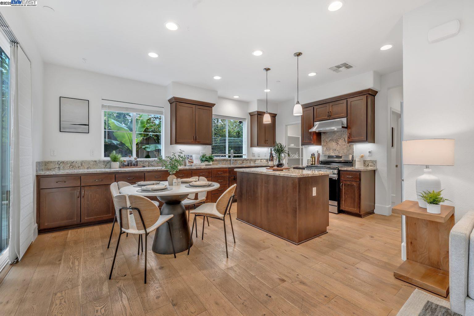 Detail Gallery Image 9 of 49 For 38020 Salty Cove Rd, Newark,  CA 94560 - 4 Beds | 2/1 Baths