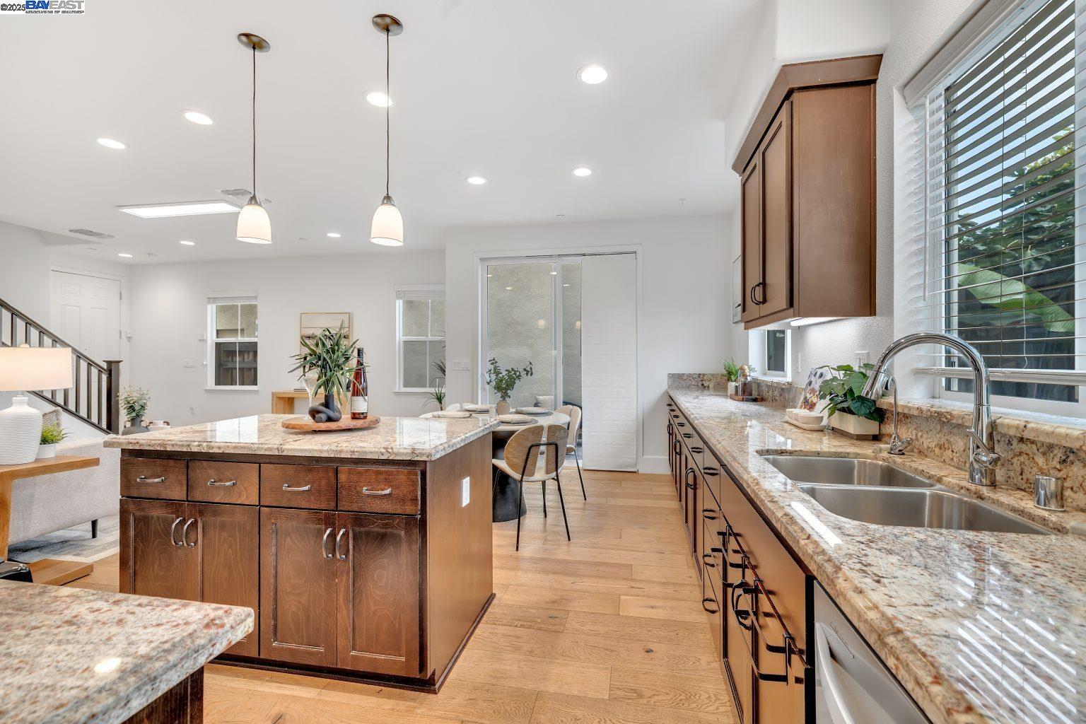 Detail Gallery Image 10 of 49 For 38020 Salty Cove Rd, Newark,  CA 94560 - 4 Beds | 2/1 Baths