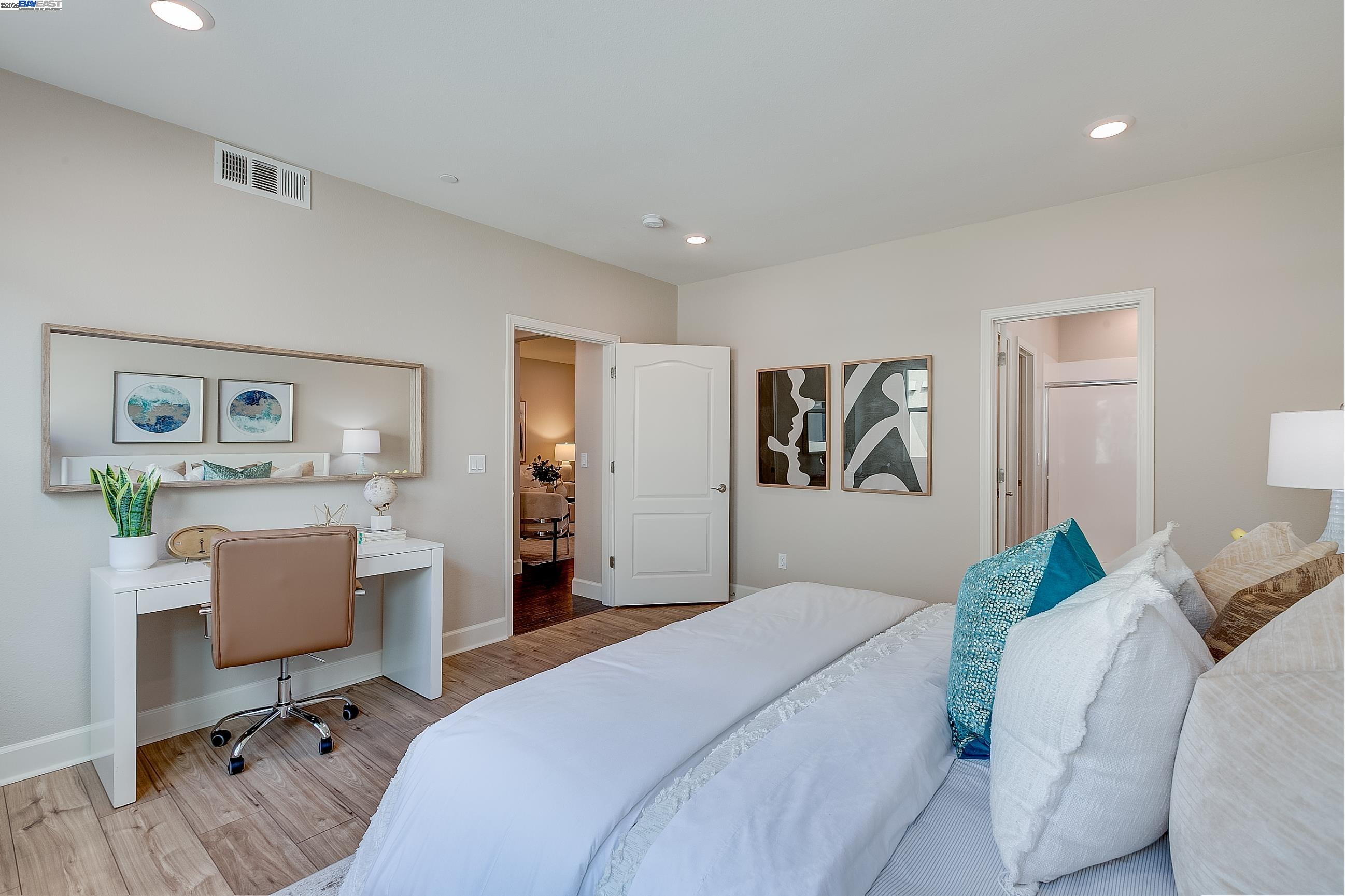 Detail Gallery Image 25 of 46 For 1652 Solari Pl, San Jose,  CA 95131 - 2 Beds | 2 Baths