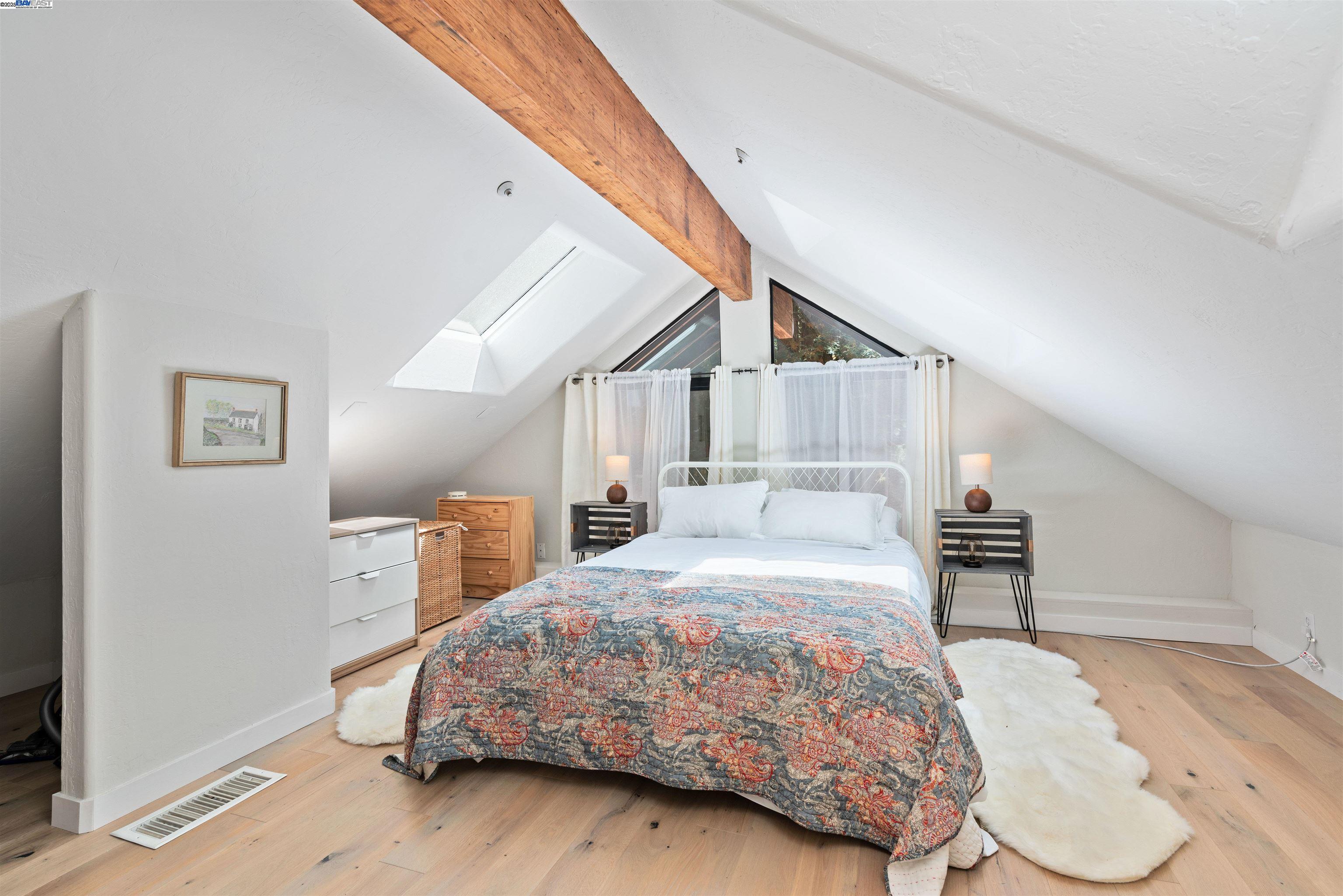 Detail Gallery Image 16 of 49 For 2305 Bear Canyon Rd, Los Gatos,  CA 95033 - 3 Beds | 2 Baths