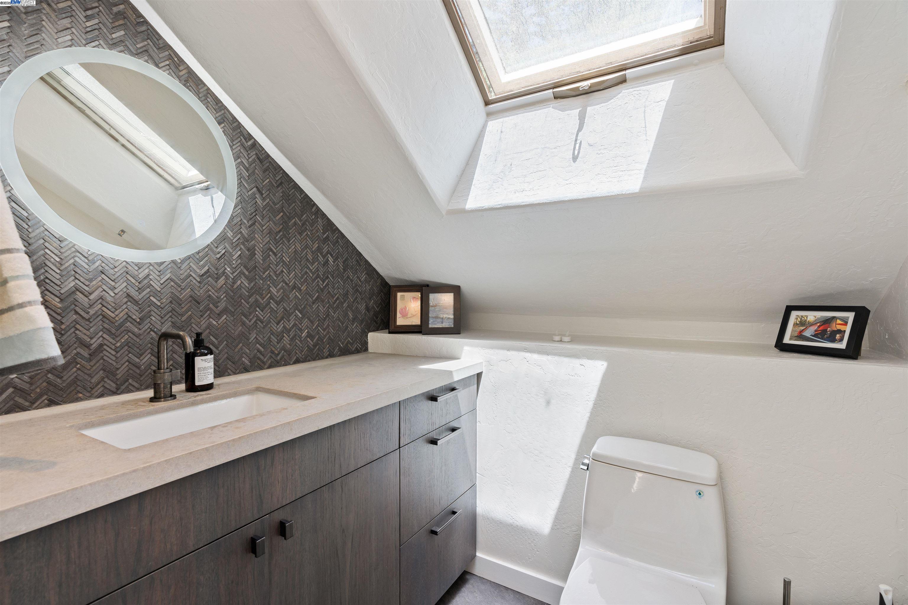 Detail Gallery Image 22 of 49 For 2305 Bear Canyon Rd, Los Gatos,  CA 95033 - 3 Beds | 2 Baths