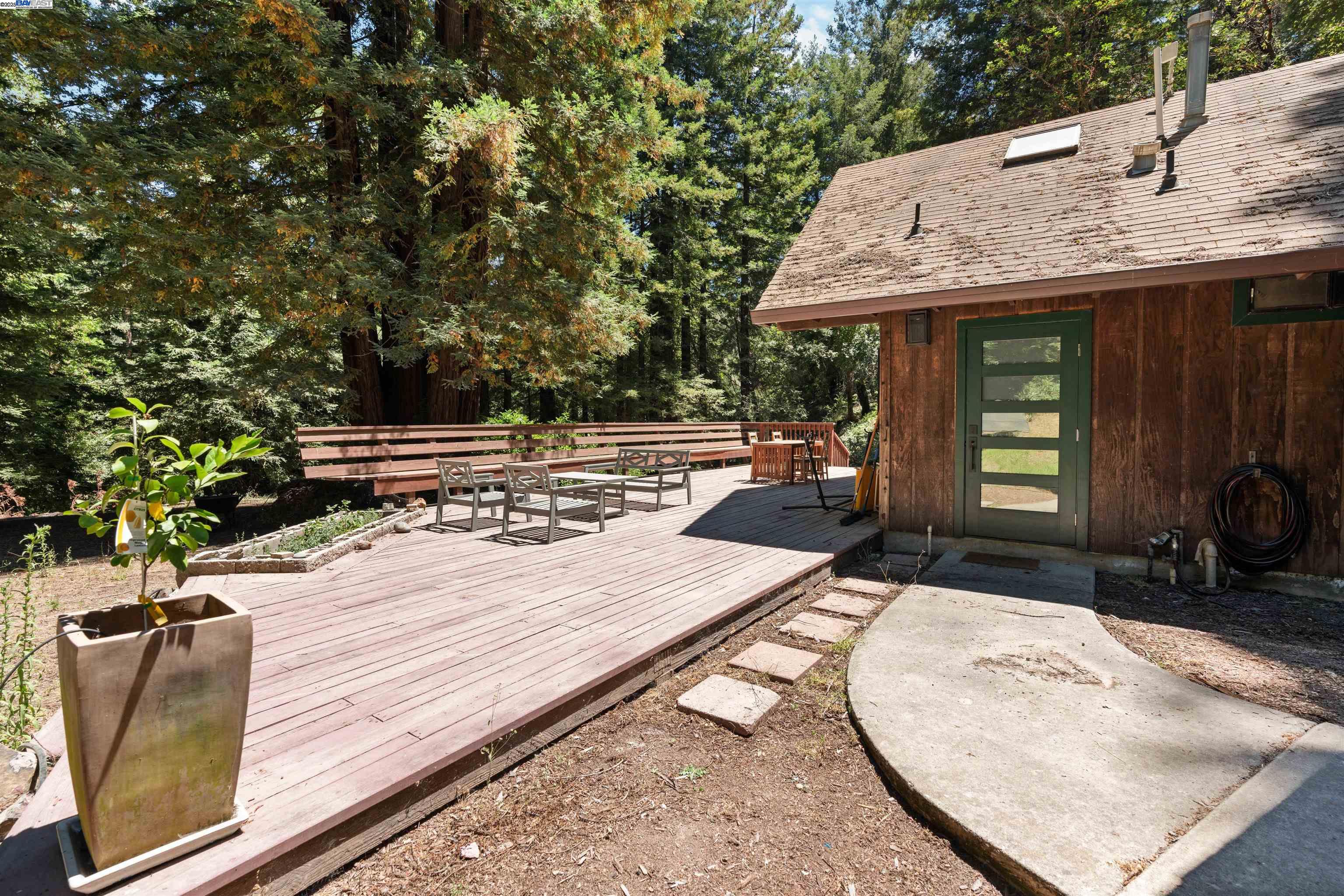 Detail Gallery Image 31 of 49 For 2305 Bear Canyon Rd, Los Gatos,  CA 95033 - 3 Beds | 2 Baths