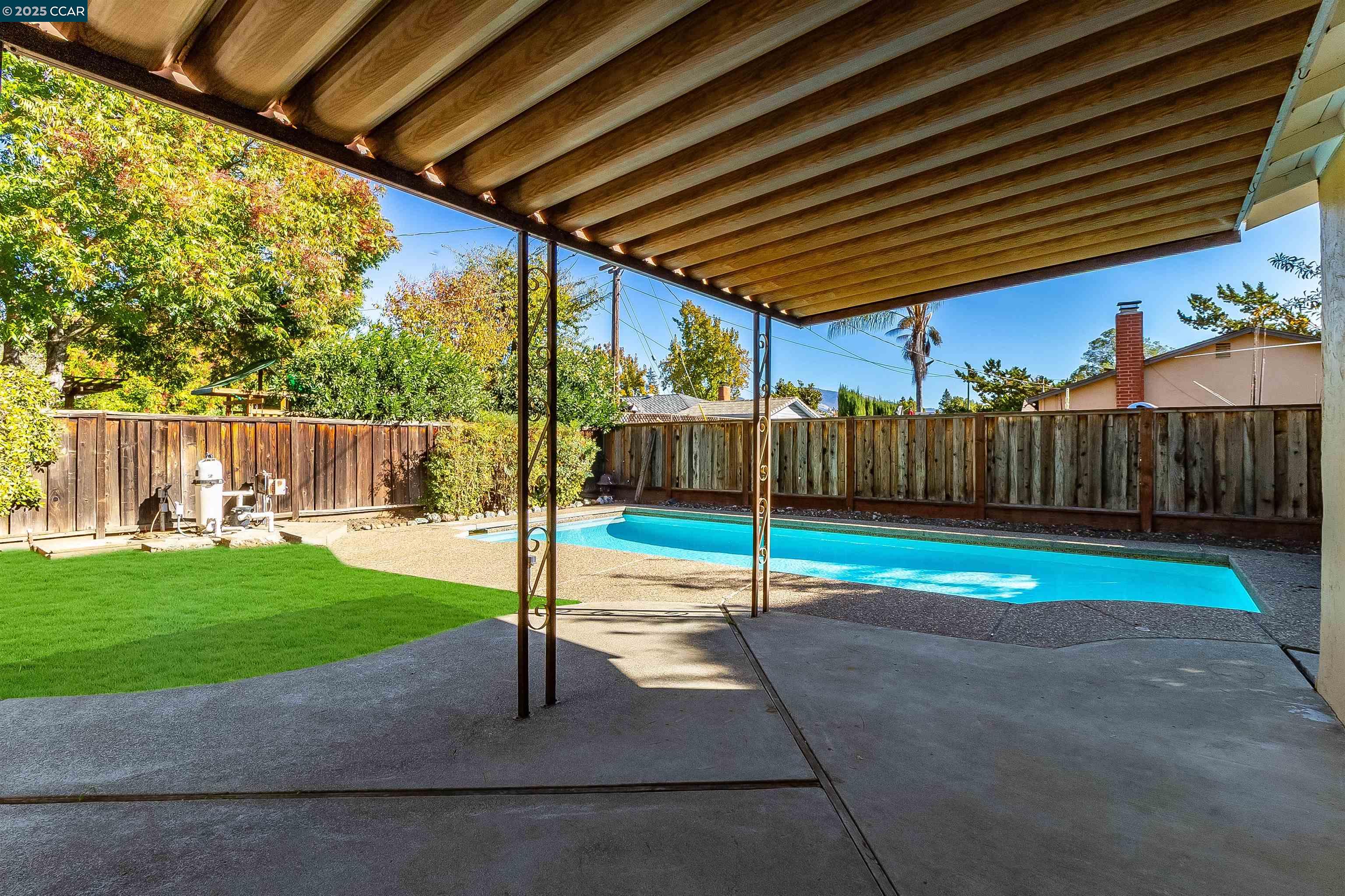 Detail Gallery Image 38 of 51 For 1856 Carriage Dr, Walnut Creek,  CA 94598 - 3 Beds | 2 Baths